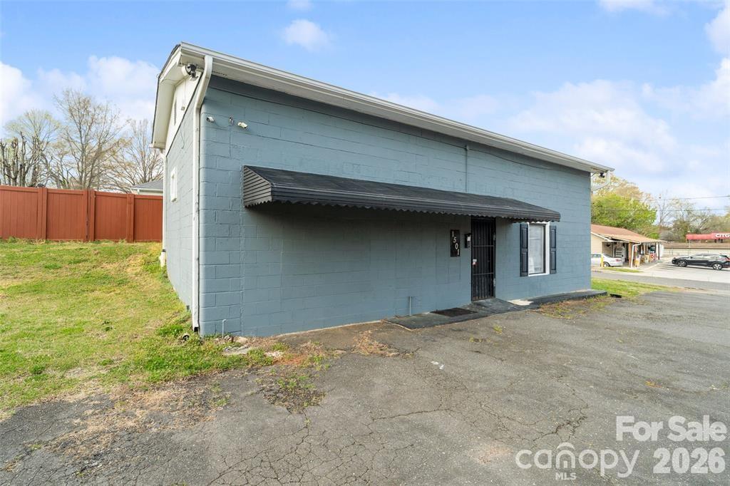 Business at 1501 S Marietta Street, Gastonia