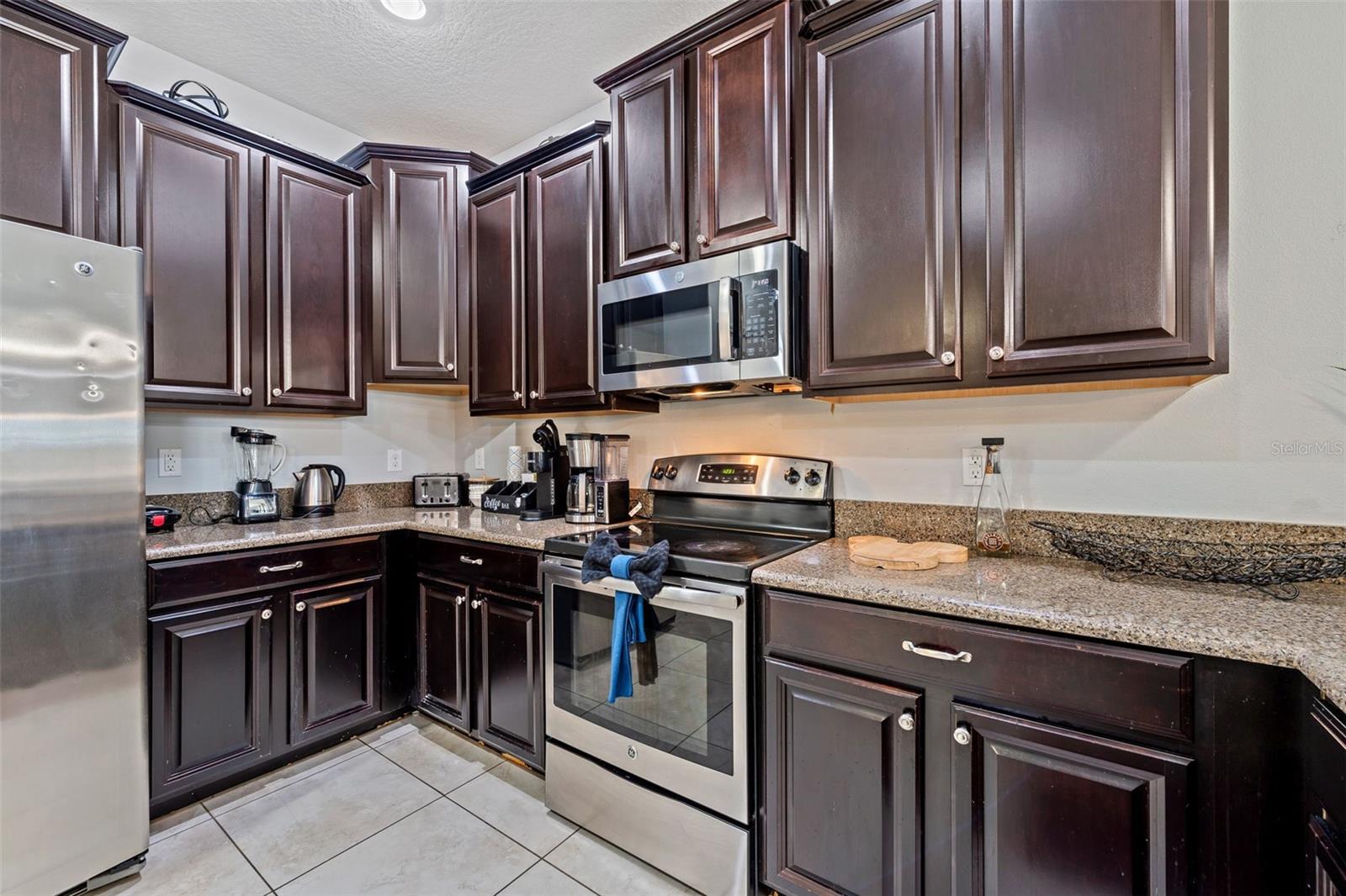 Single Family Residence at 1530 MOON VALLEY DR, DAVENPORT, photo 13 of 55