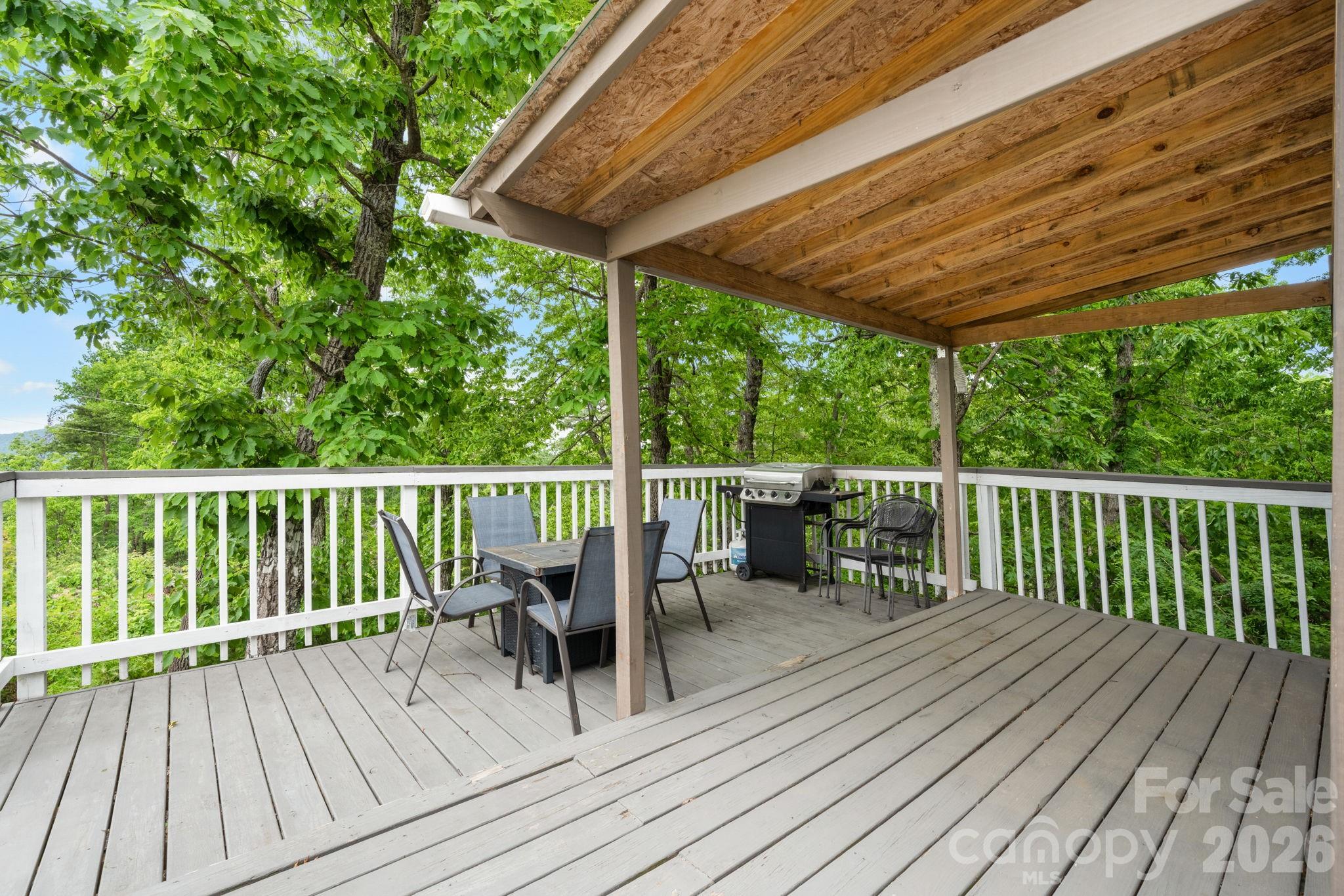 Single Family Residence at 7042 Martin Lane, Morganton, photo 3 of 31