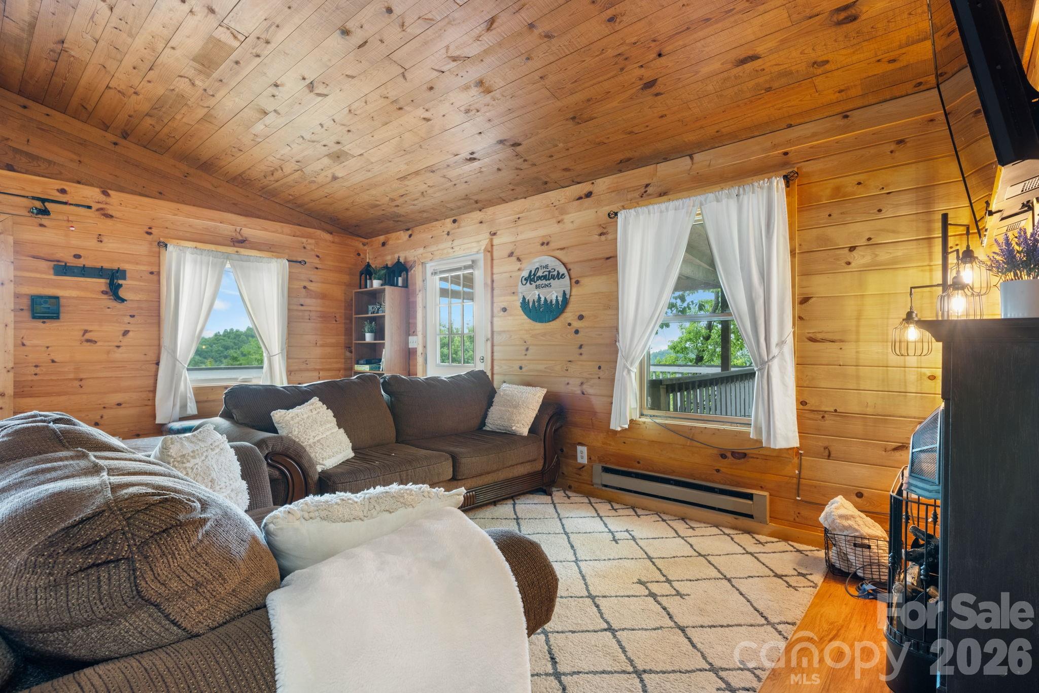Single Family Residence at 7042 Martin Lane, Morganton, photo 5 of 31