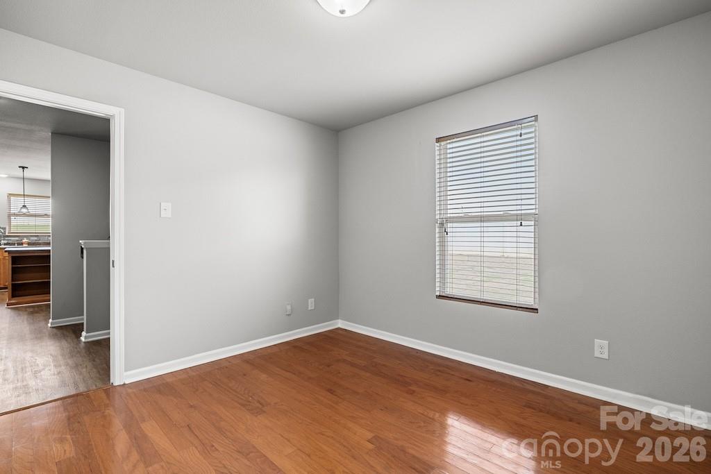 main level bedroom (does not have a closet) - 3272 Table Rock Drive, Gastonia