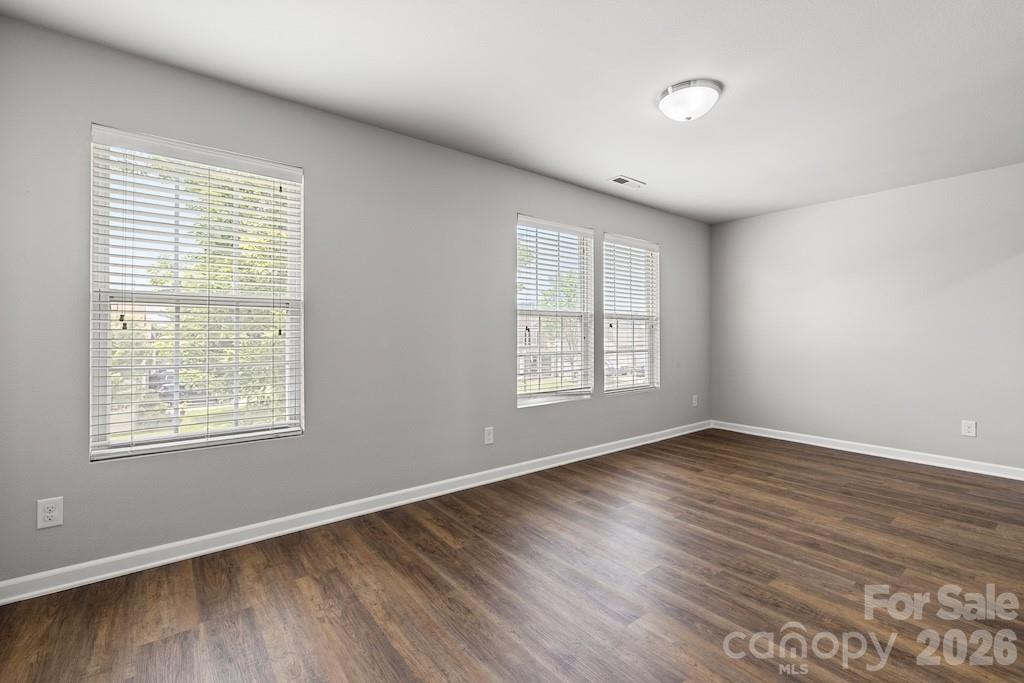 upper level bedroom 4 with ensuite bathroom - 3272 Table Rock Drive, Gastonia