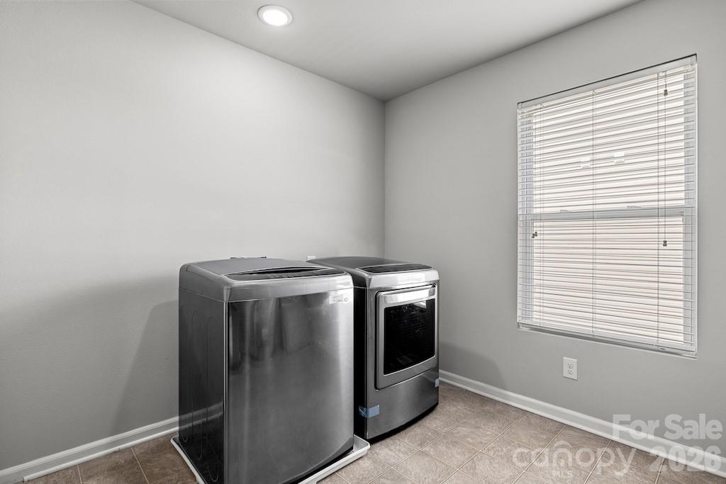 upper level laundry room - 3272 Table Rock Drive, Gastonia
