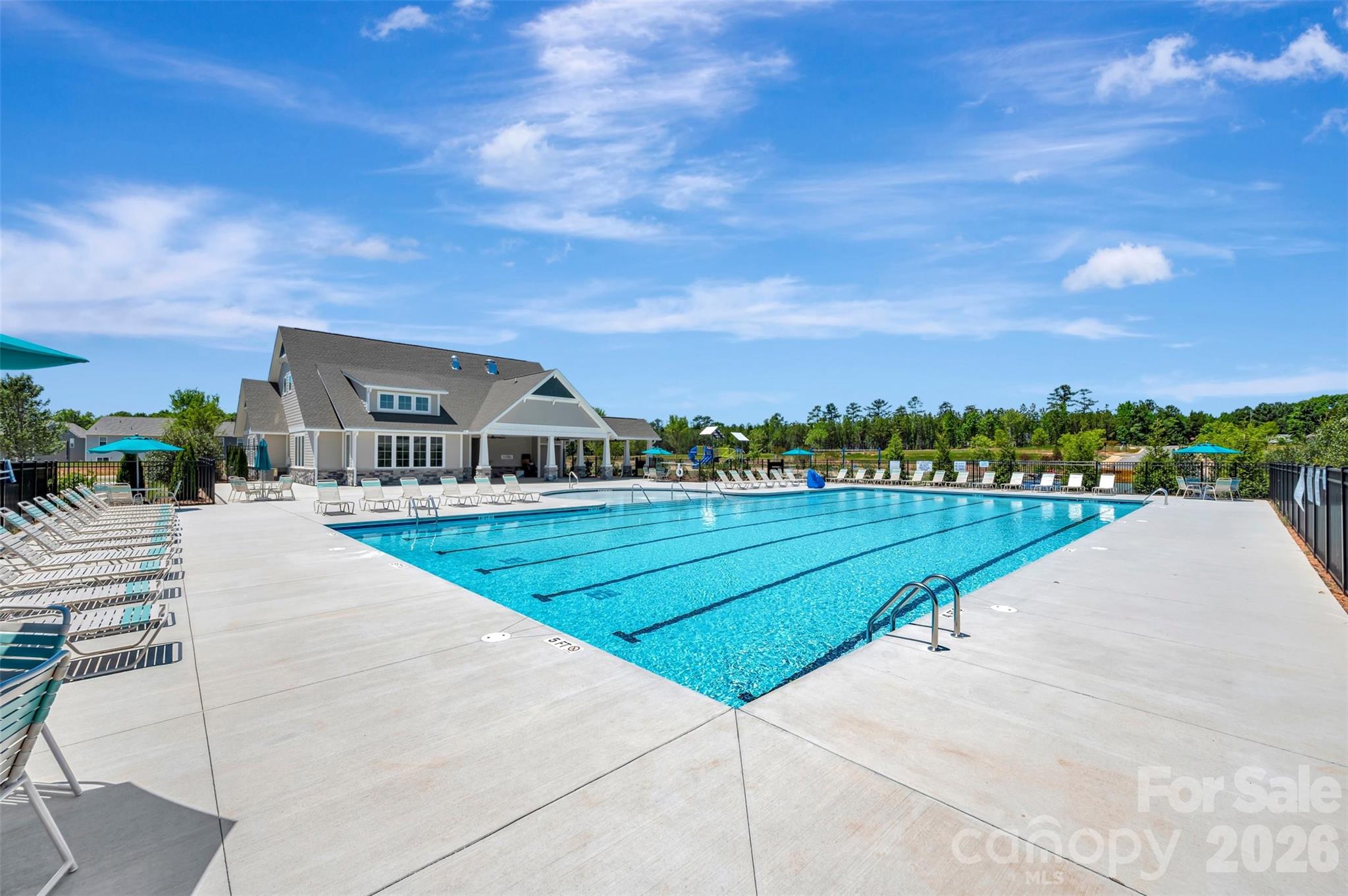 Community pool - 1493 Kate Cecil Way, York