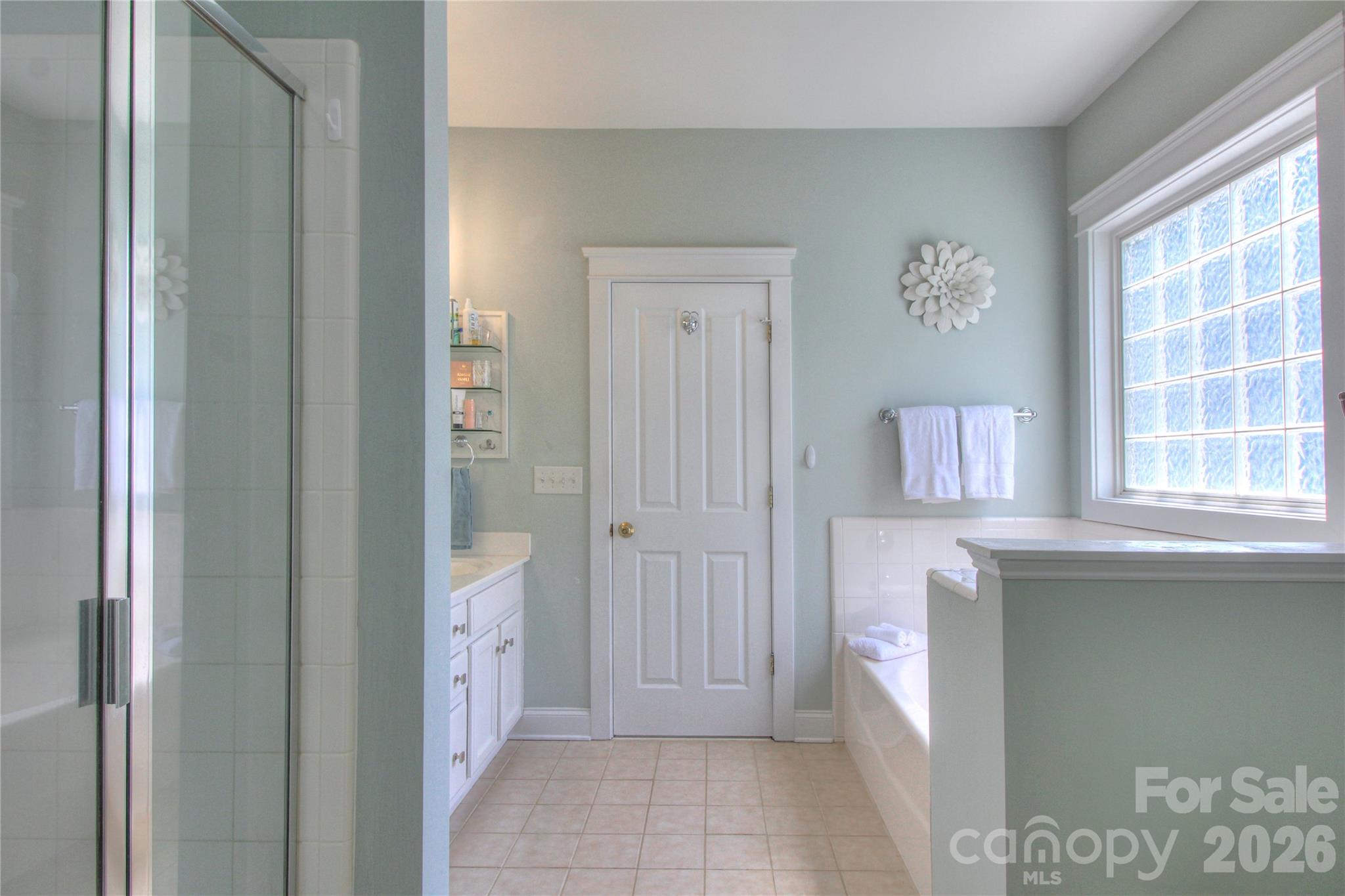 Single Family Residence at 3009 Thayer Drive, Waxhaw, photo 9 of 47