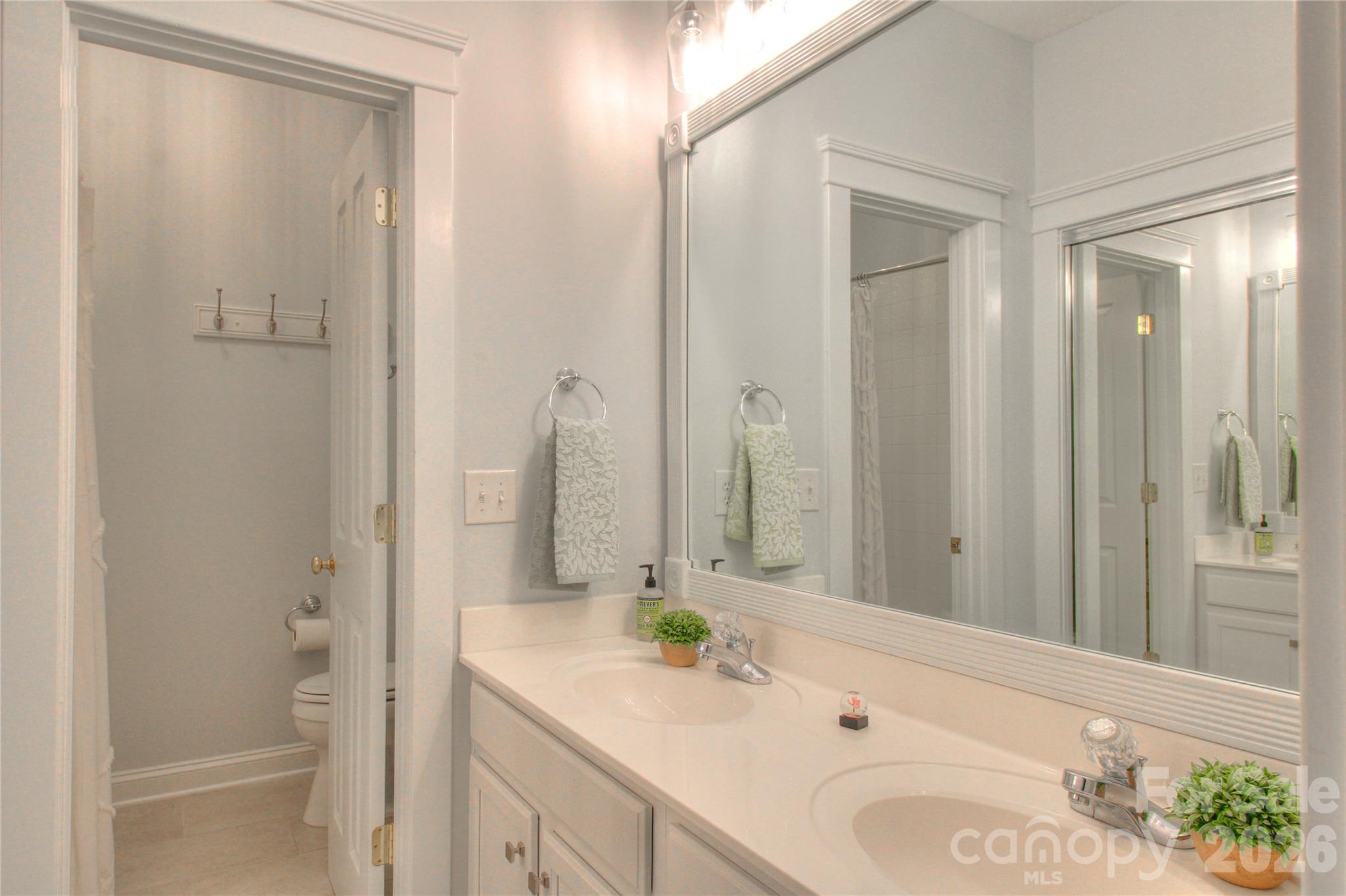 Single Family Residence at 3009 Thayer Drive, Waxhaw, photo 25 of 47