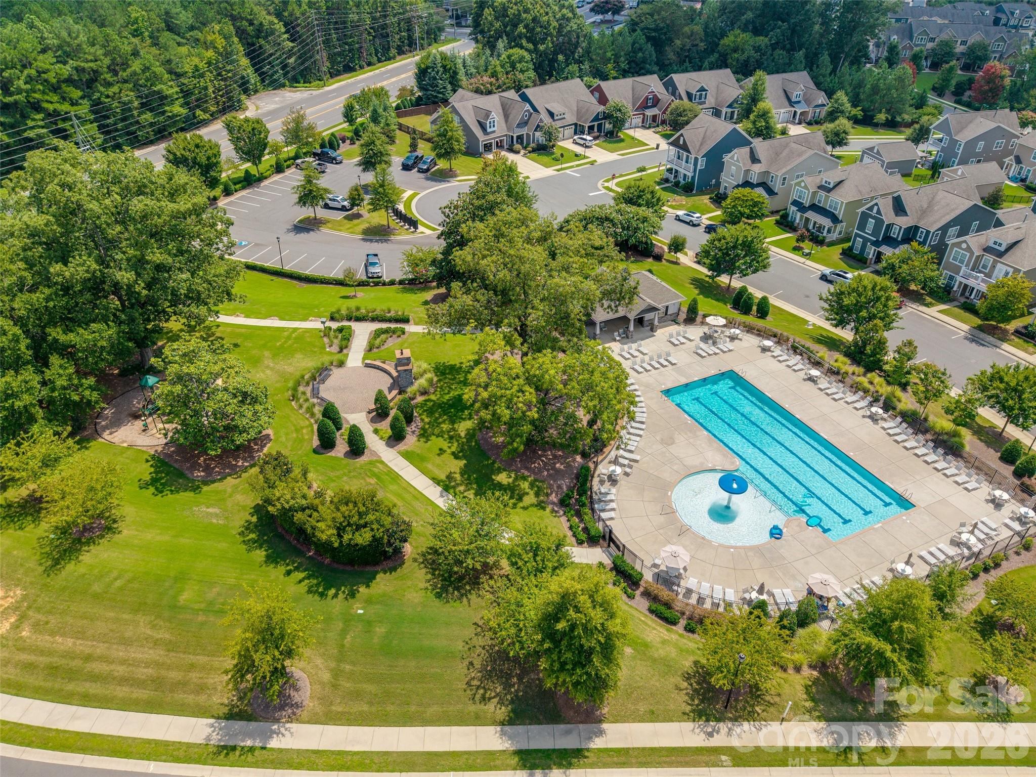 Townhouse at 625 Amber Meadows Way, Tega Cay, photo 40 of 48