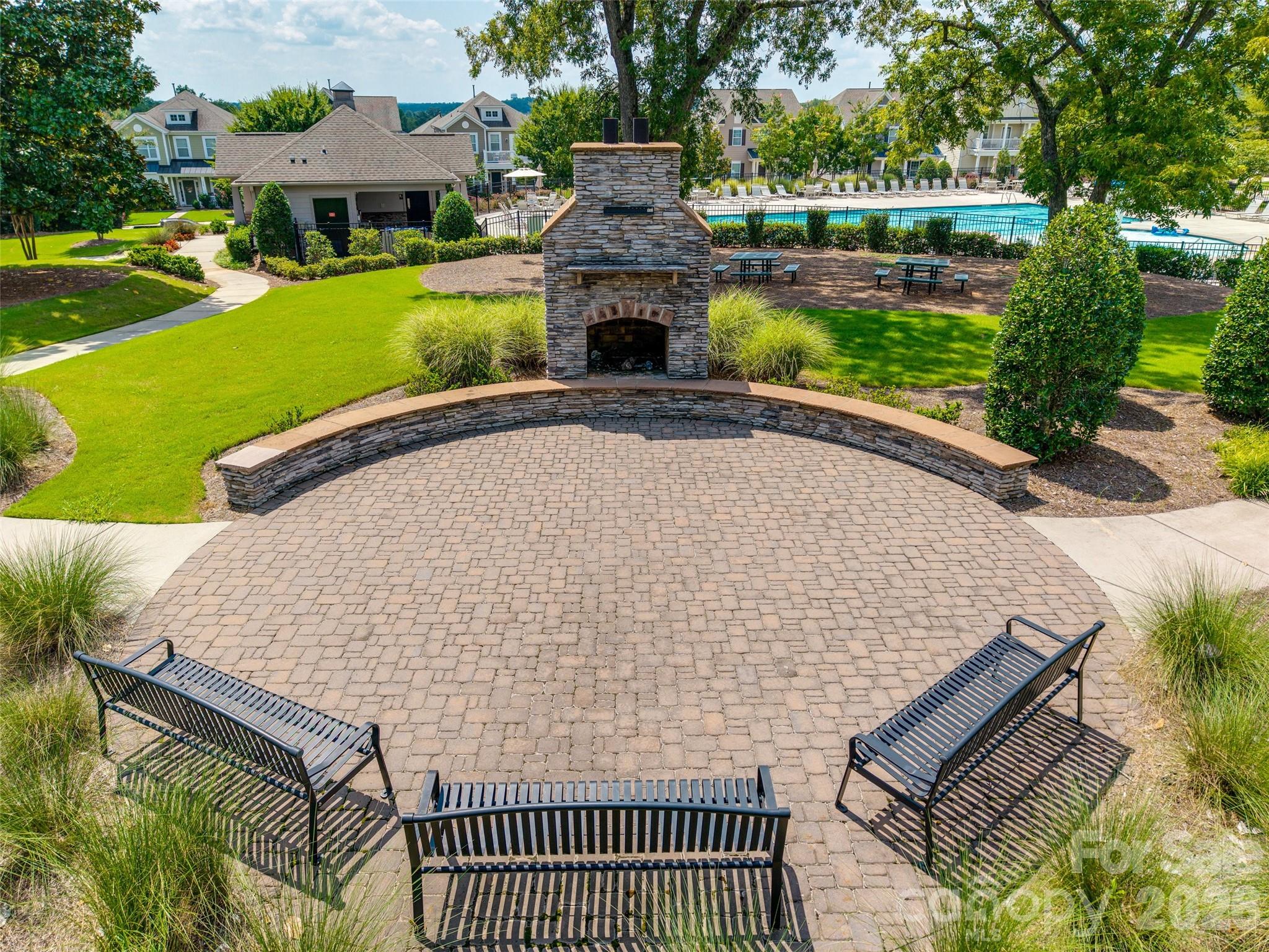 Townhouse at 625 Amber Meadows Way, Tega Cay, photo 42 of 48