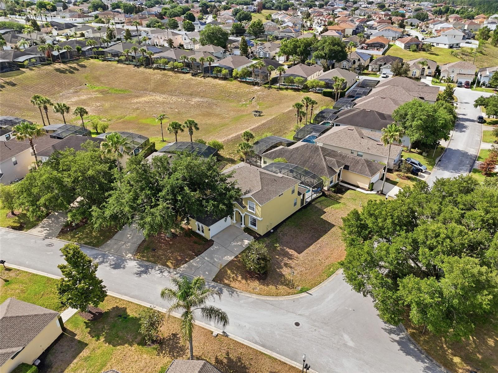 Single Family Residence at 353 PLUMOSO LOOP, DAVENPORT, photo 43 of 58
