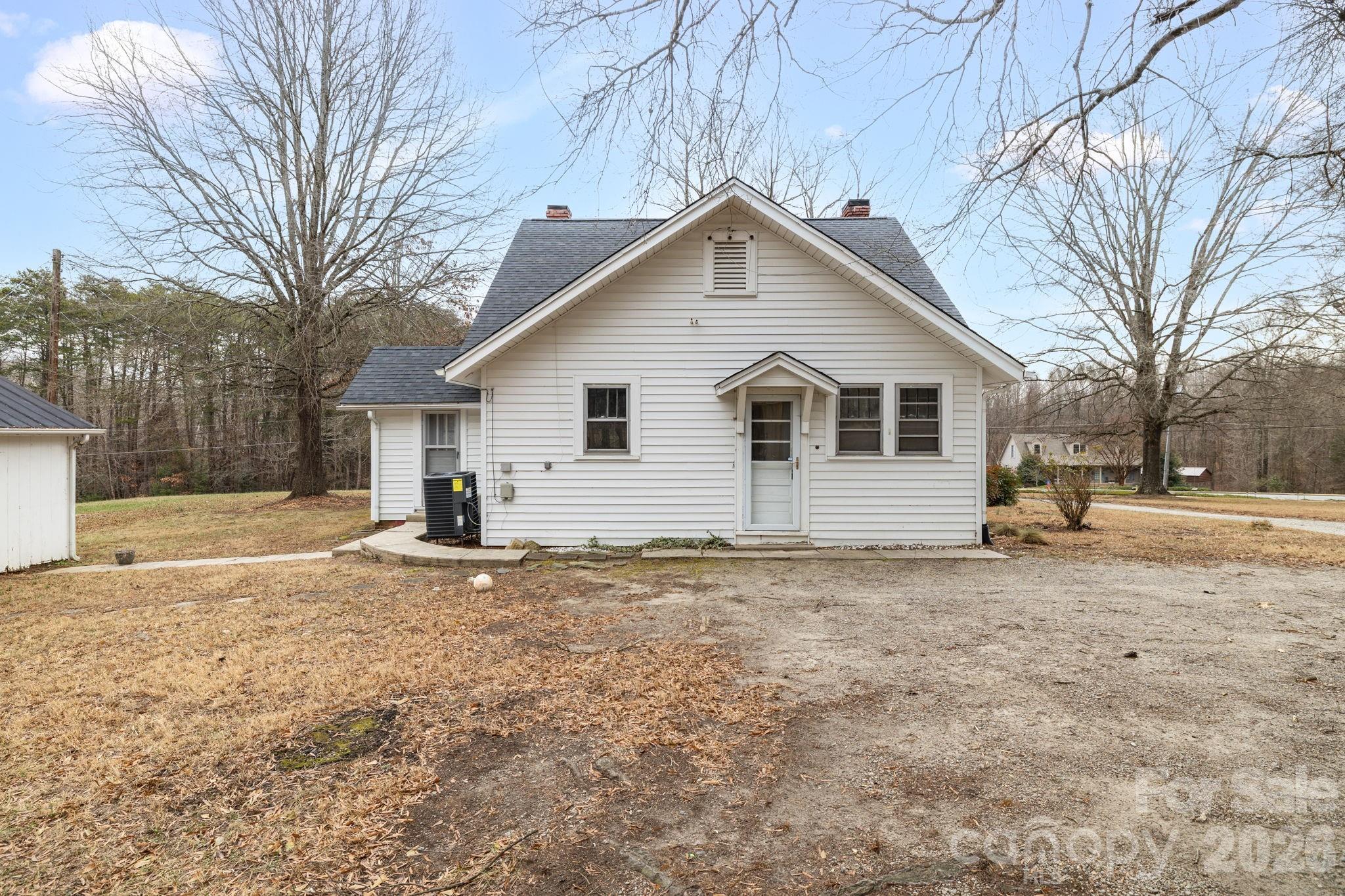 Single Family Residence at 1820 S Park Drive, Reidsville, photo 33 of 38