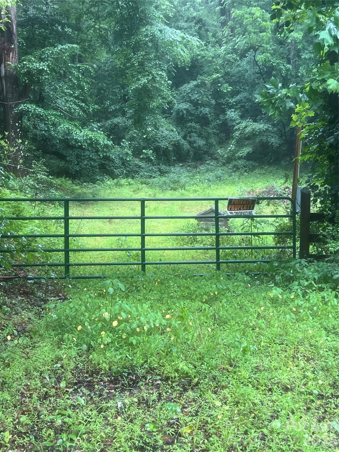 Front Gate - 5924 Adako Road, Lenoir