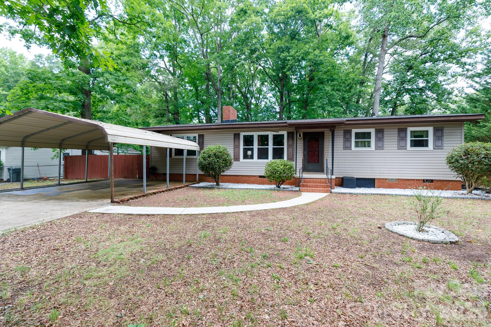202 Woodlawn Drive