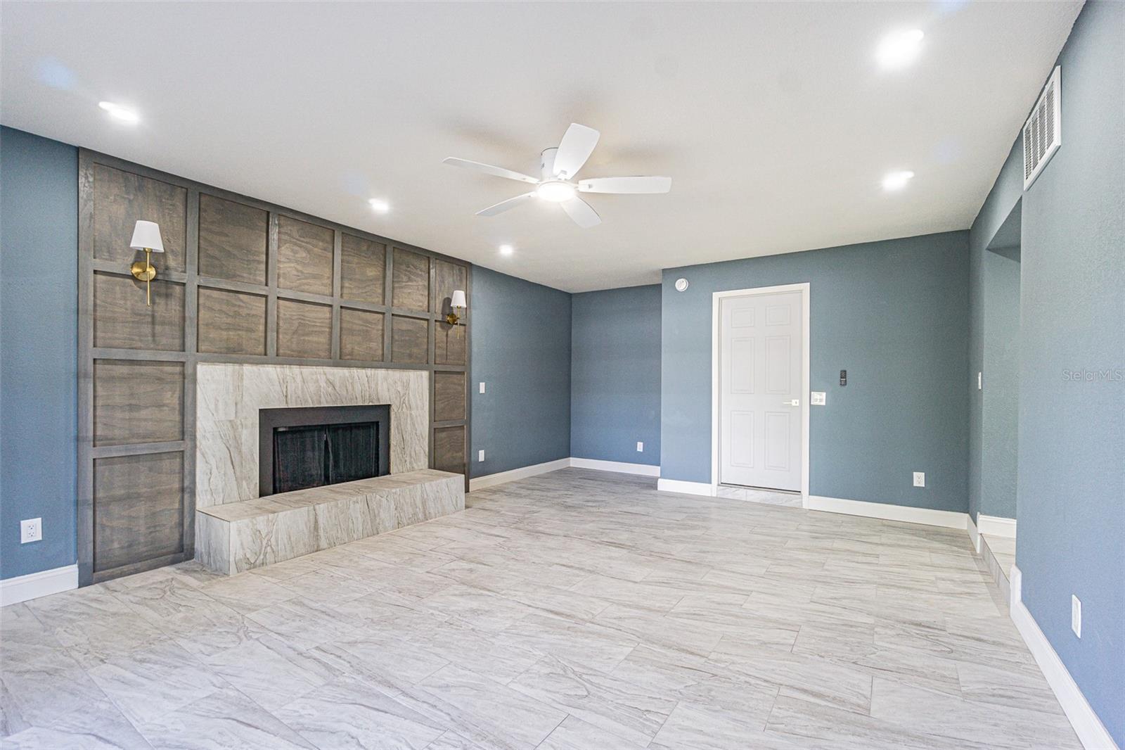 Single Family Residence at 6370 CONNIEWOOD SQ, NEW PORT RICHEY, photo 9 of 36