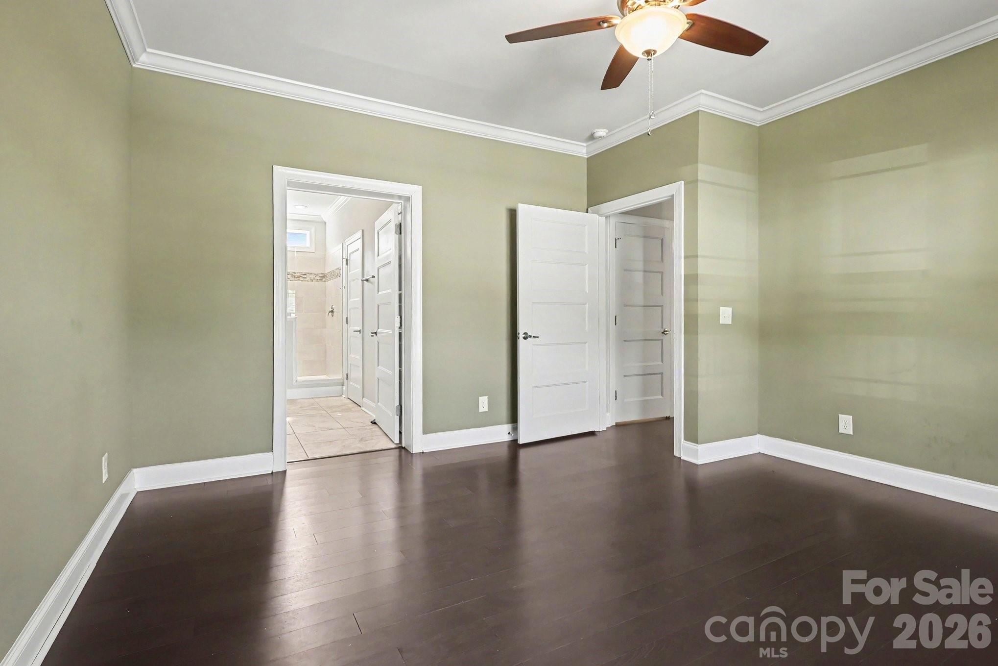 Single Family Residence at 168 Triple Fairways Drive, Hendersonville, photo 4 of 19