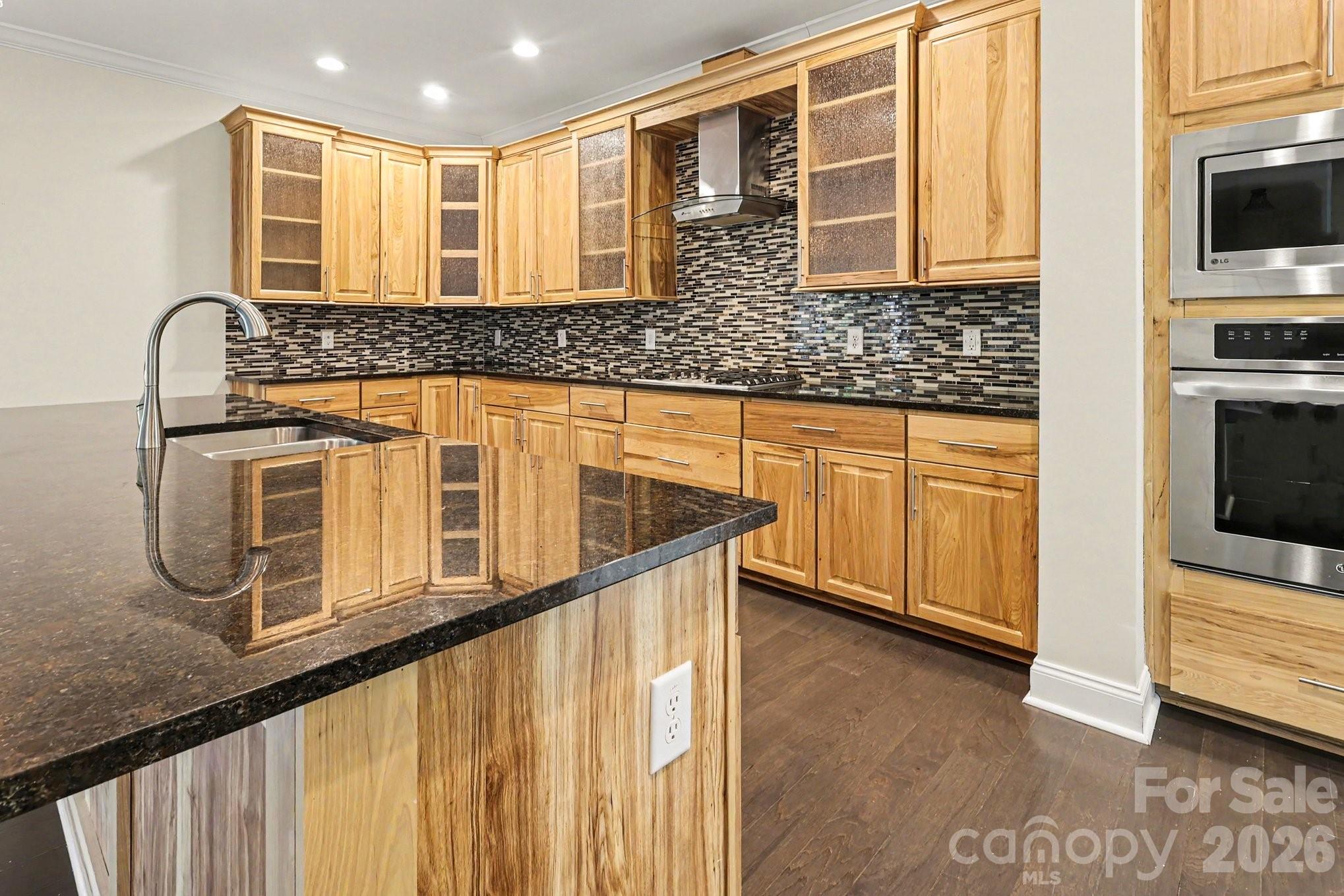 Single Family Residence at 168 Triple Fairways Drive, Hendersonville, photo 9 of 19