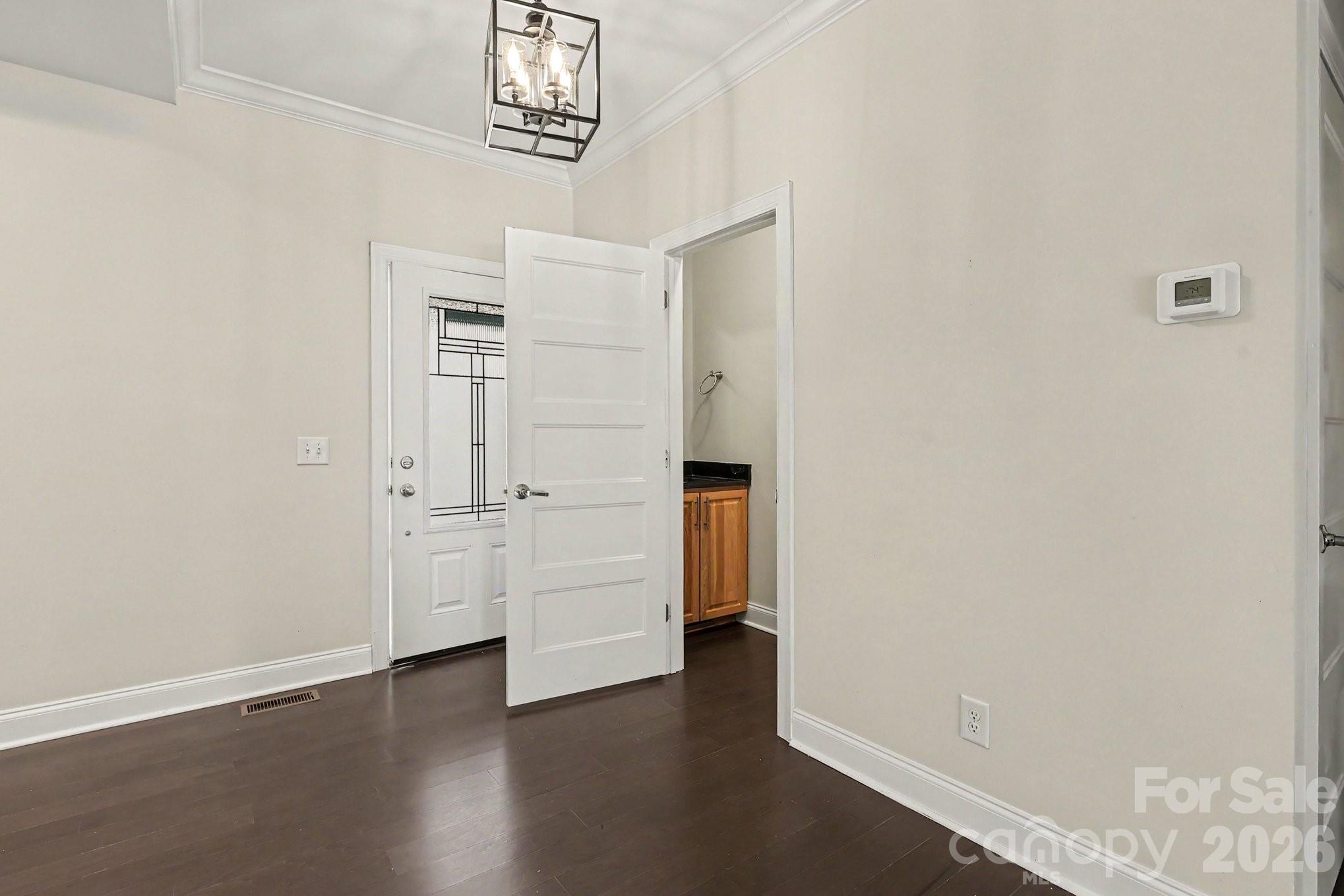 Single Family Residence at 168 Triple Fairways Drive, Hendersonville, photo 12 of 19
