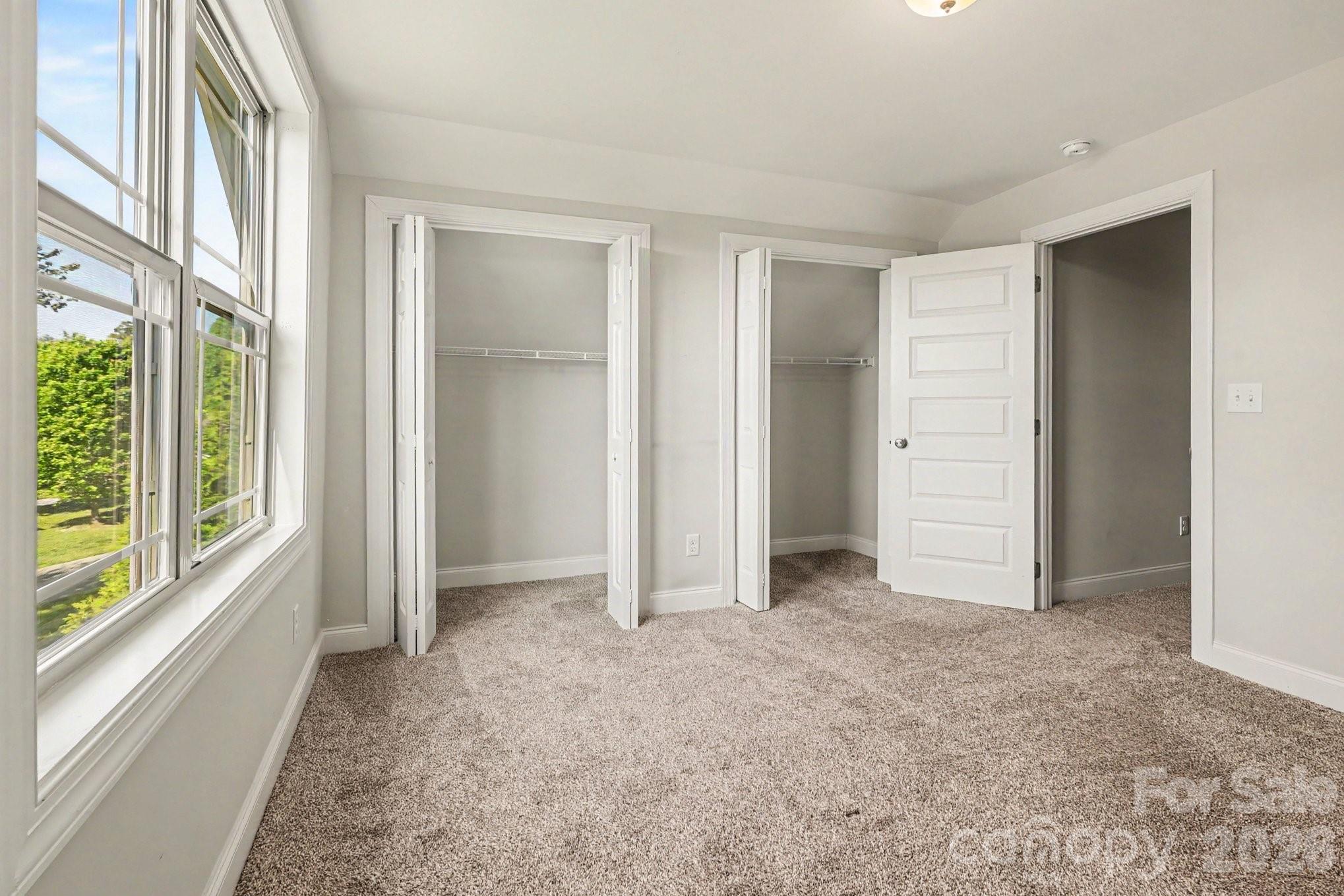 Single Family Residence at 168 Triple Fairways Drive, Hendersonville, photo 15 of 19