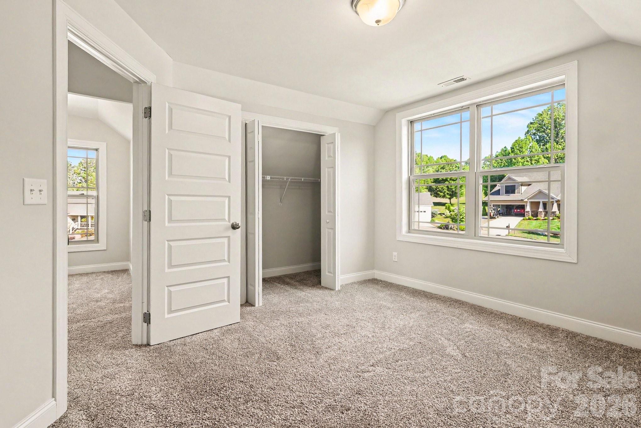 Single Family Residence at 168 Triple Fairways Drive, Hendersonville, photo 17 of 19