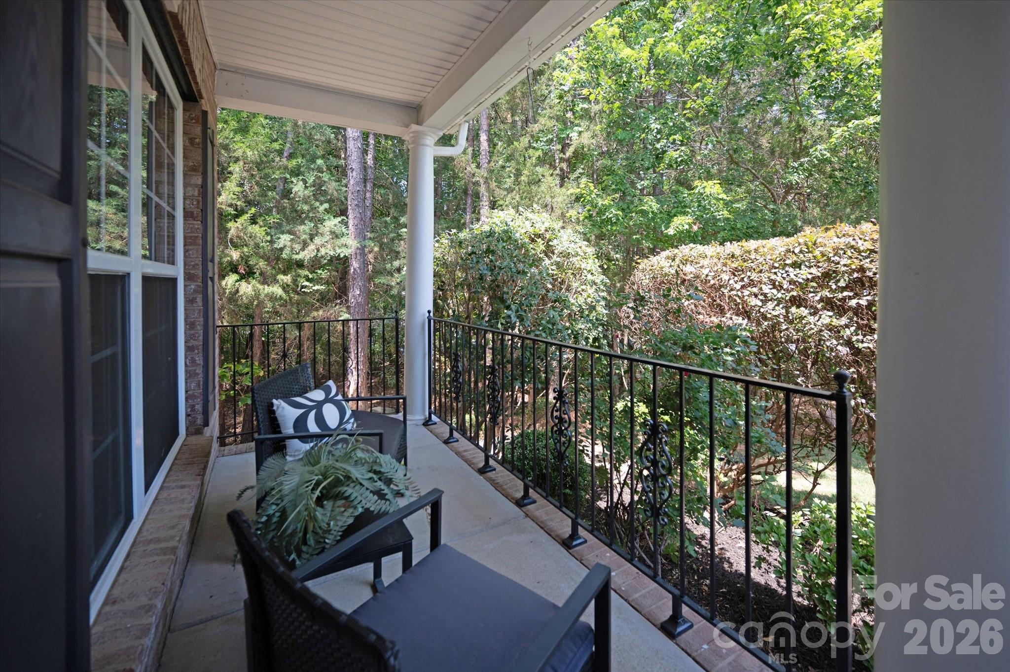 Single Family Residence at 2504 Korbel Court, Waxhaw, photo 2 of 31