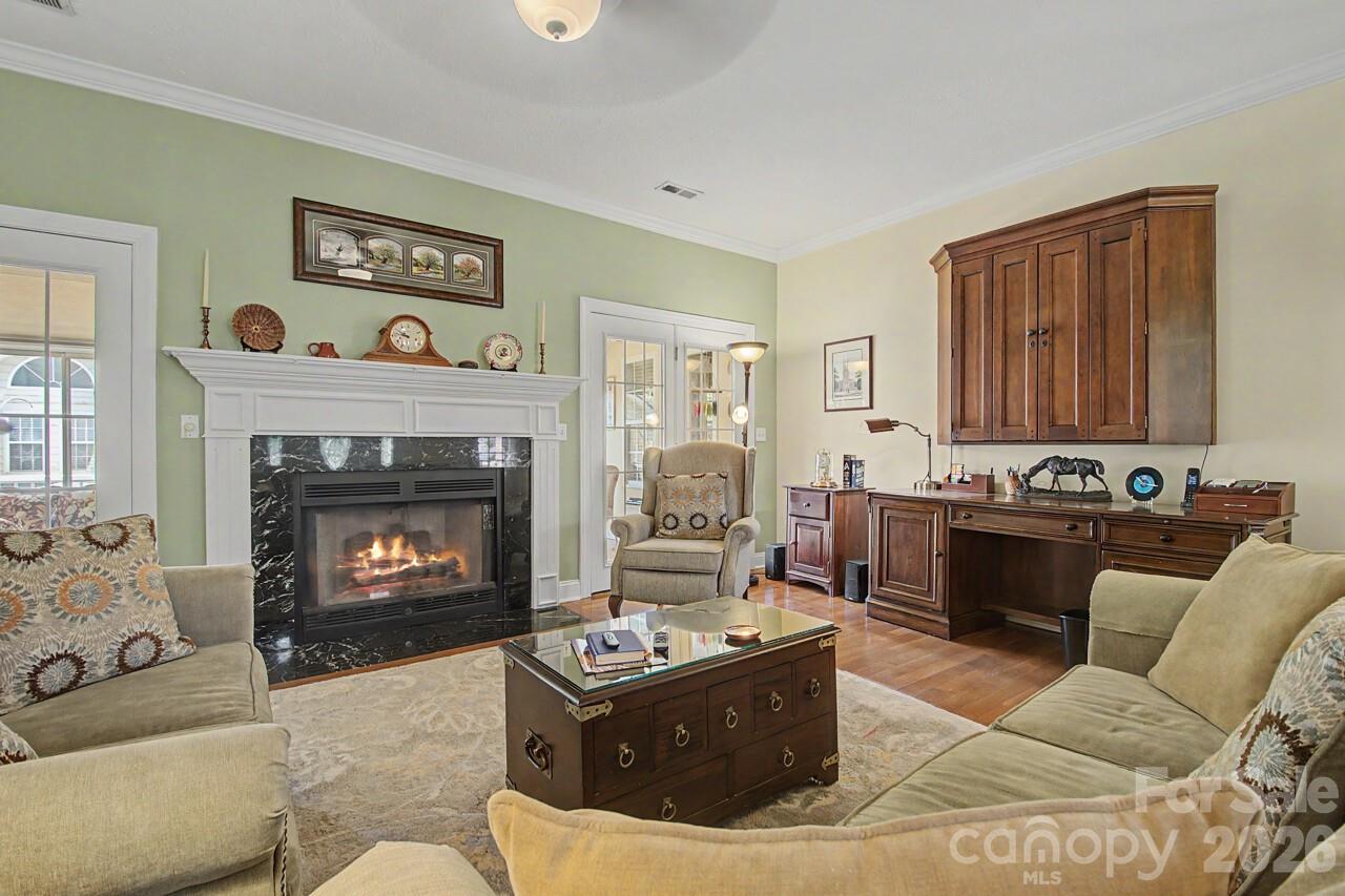 Main Living Room with Gas Fireplace - 606 Carriage Commons Drive, Hendersonville