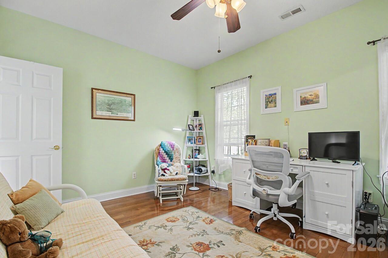 Townhouse at 606 Carriage Commons Drive, Hendersonville, photo 30 of 48