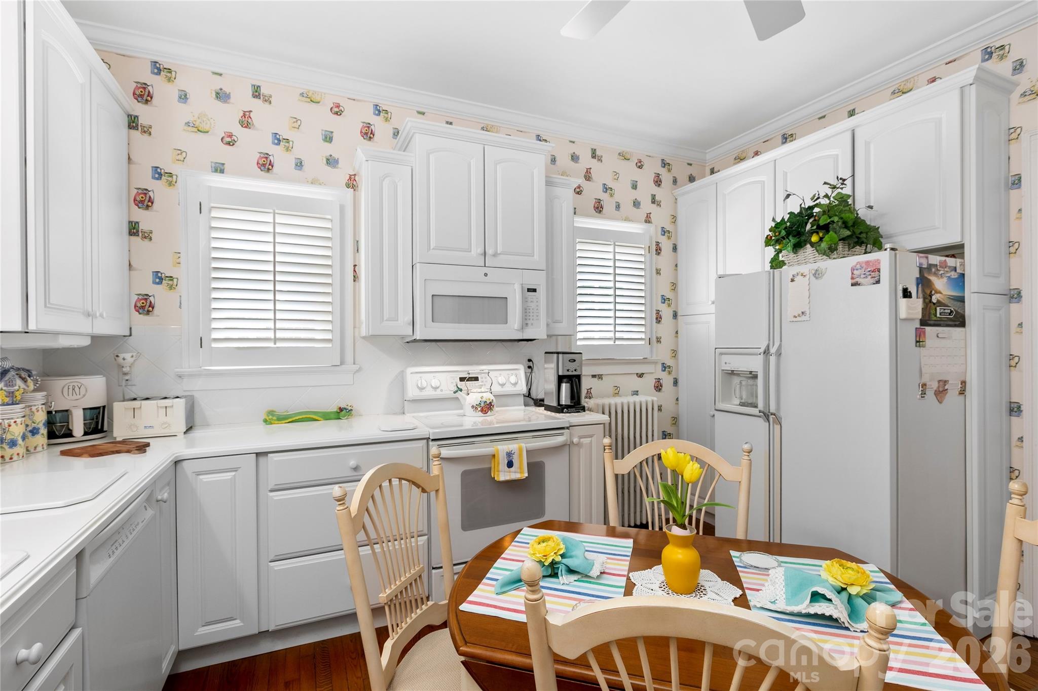 Kitchen - 1518 Greenville Highway, Hendersonville