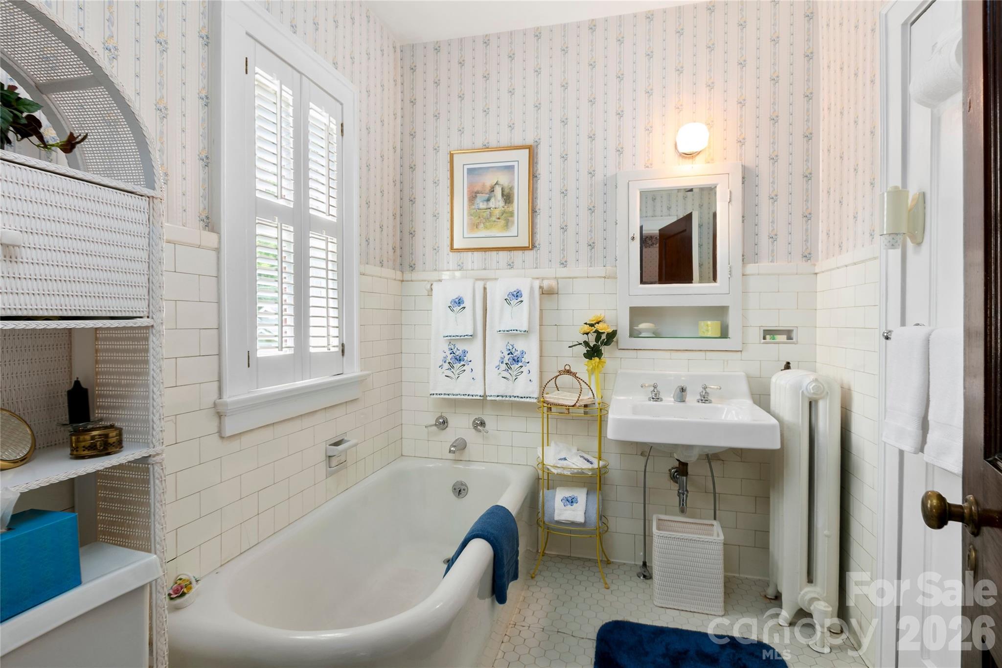 Bathroom - 1518 Greenville Highway, Hendersonville
