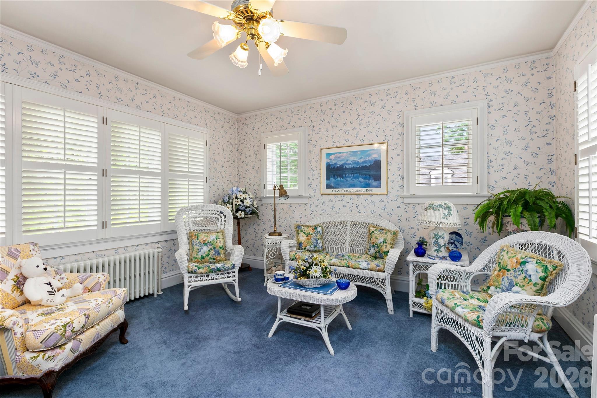 Sun Room - 1518 Greenville Highway, Hendersonville