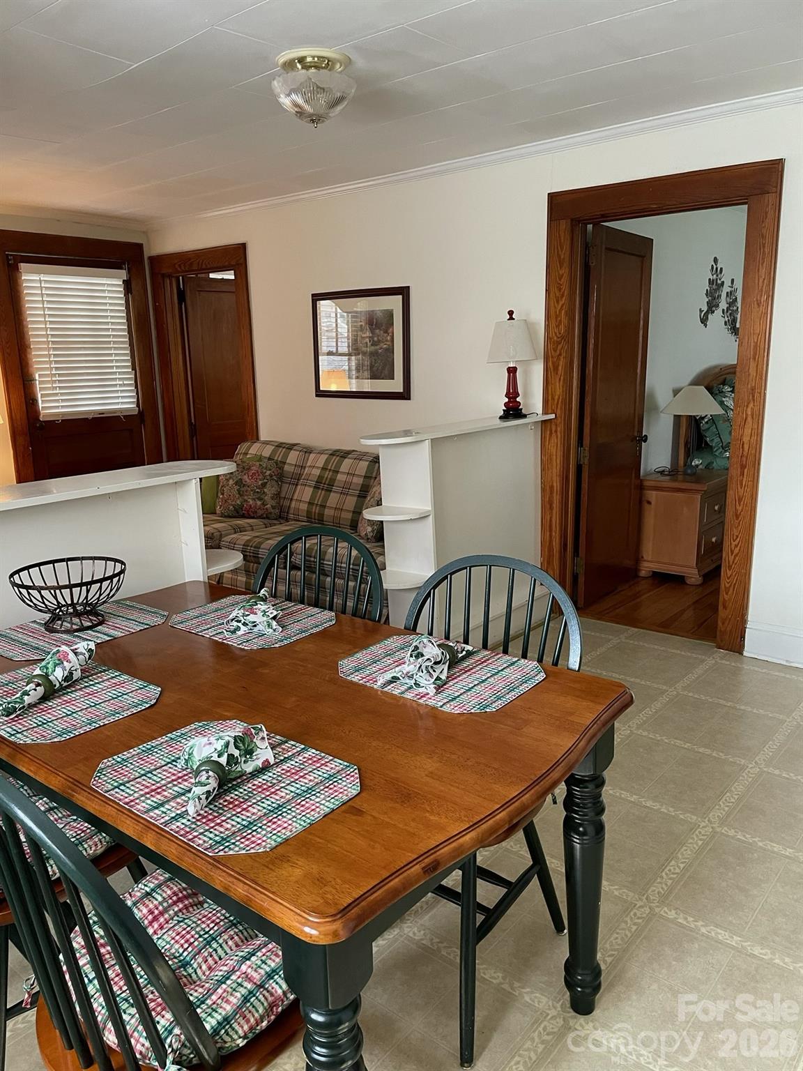 Dining area of 2 br apt - 1518 Greenville Highway, Hendersonville