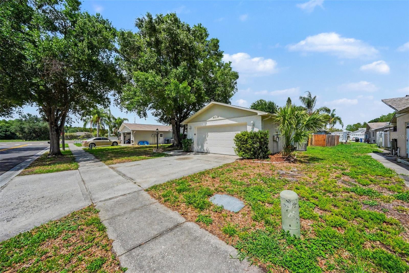 Single Family Residence at 4816 W ADDAX DR, NEW PORT RICHEY, photo 3 of 28