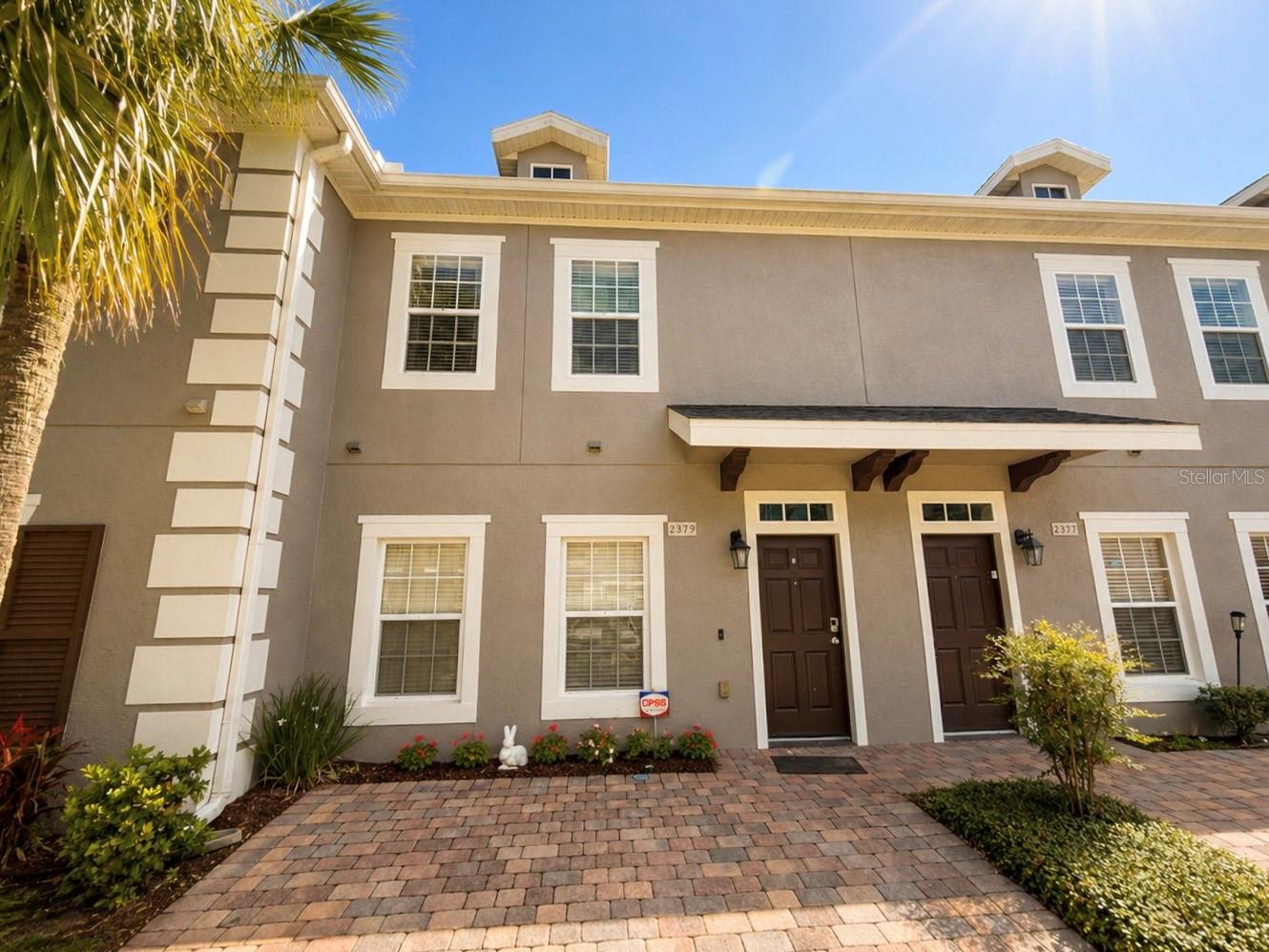 2379 CARAVELLE CIR