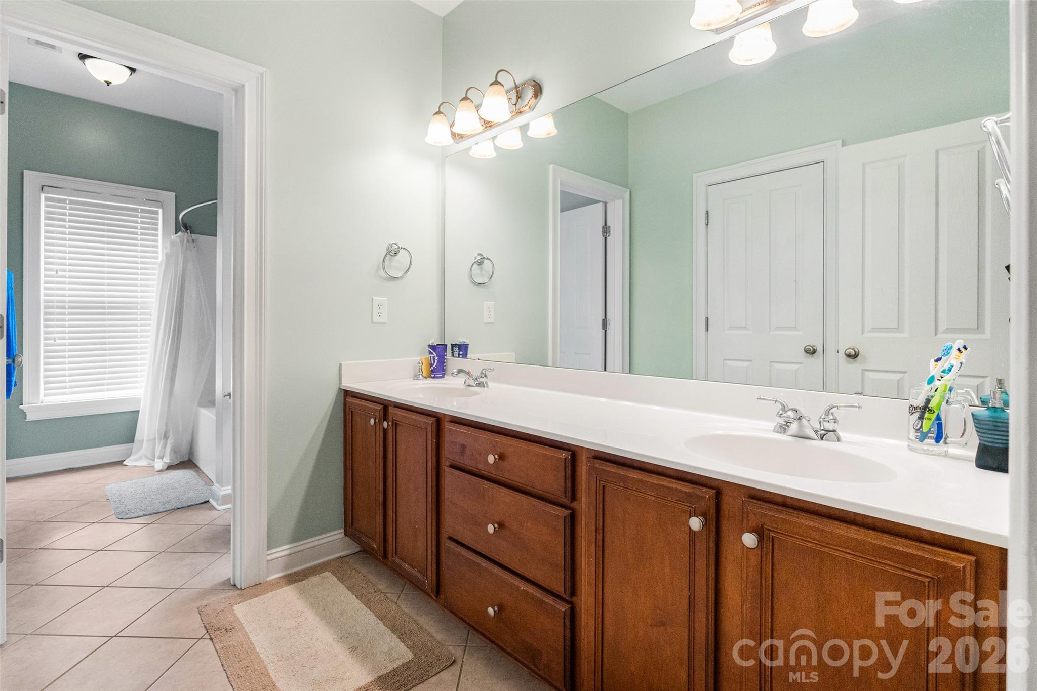Single Family Residence at 904 Tuckerton Drive, Fort Mill, photo 31 of 45
