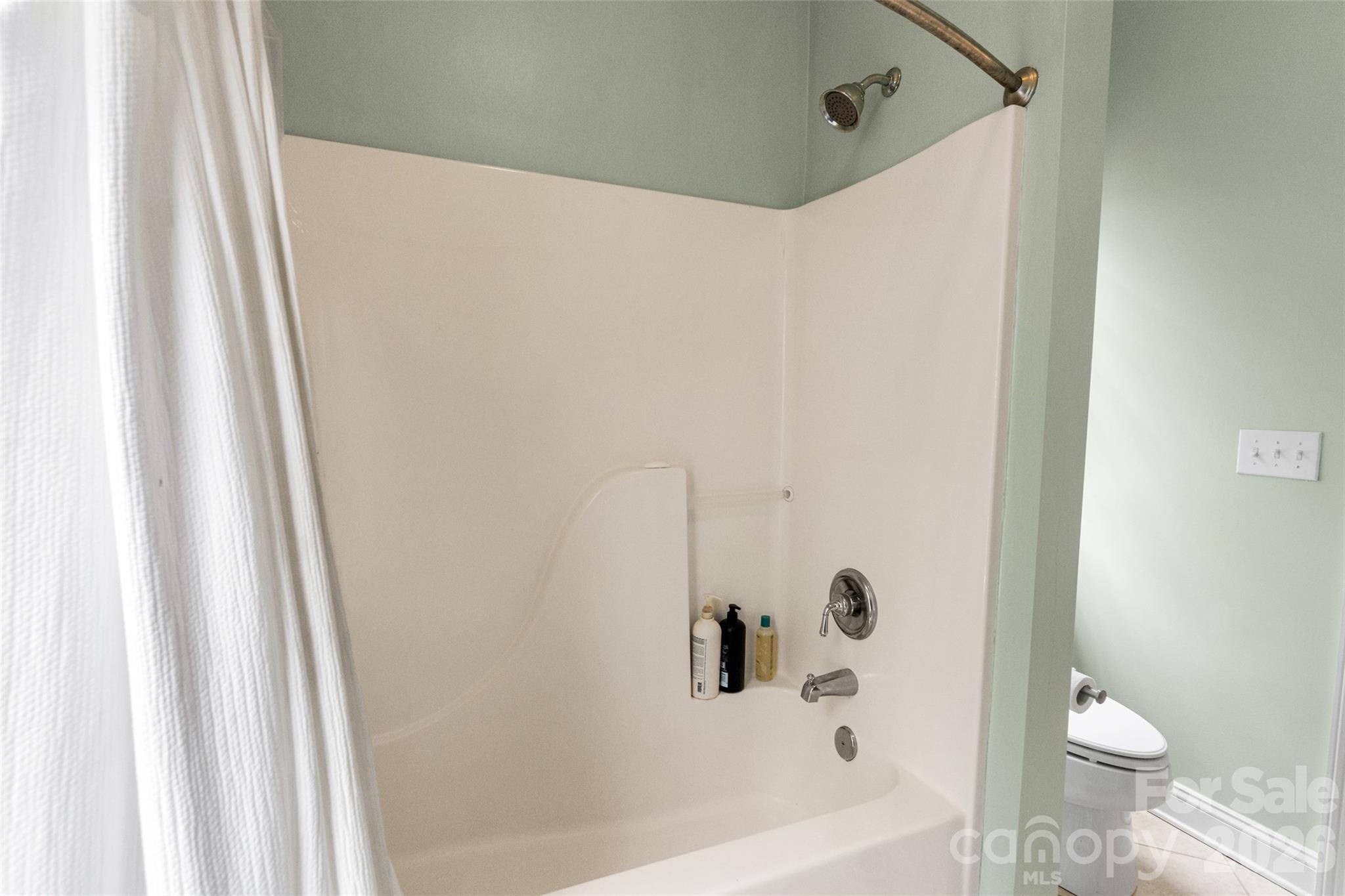 Single Family Residence at 904 Tuckerton Drive, Fort Mill, photo 33 of 45