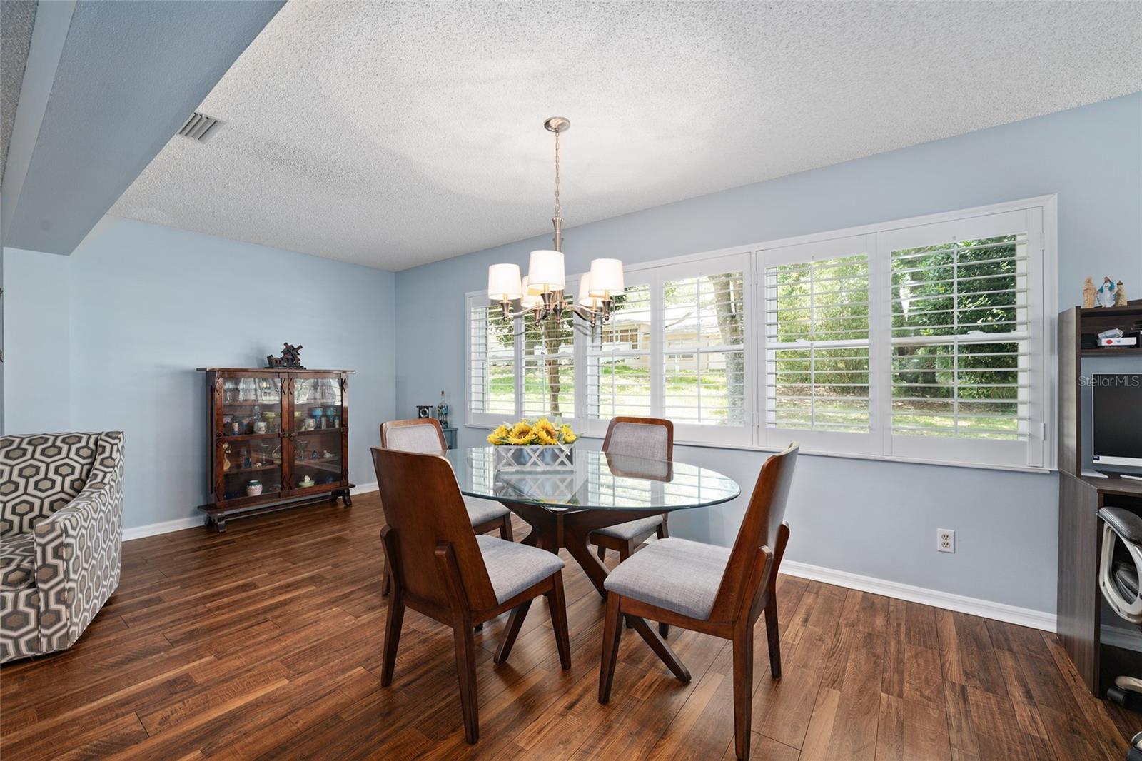 Dinning room table - 9820 SW 89TH TER #E, OCALA