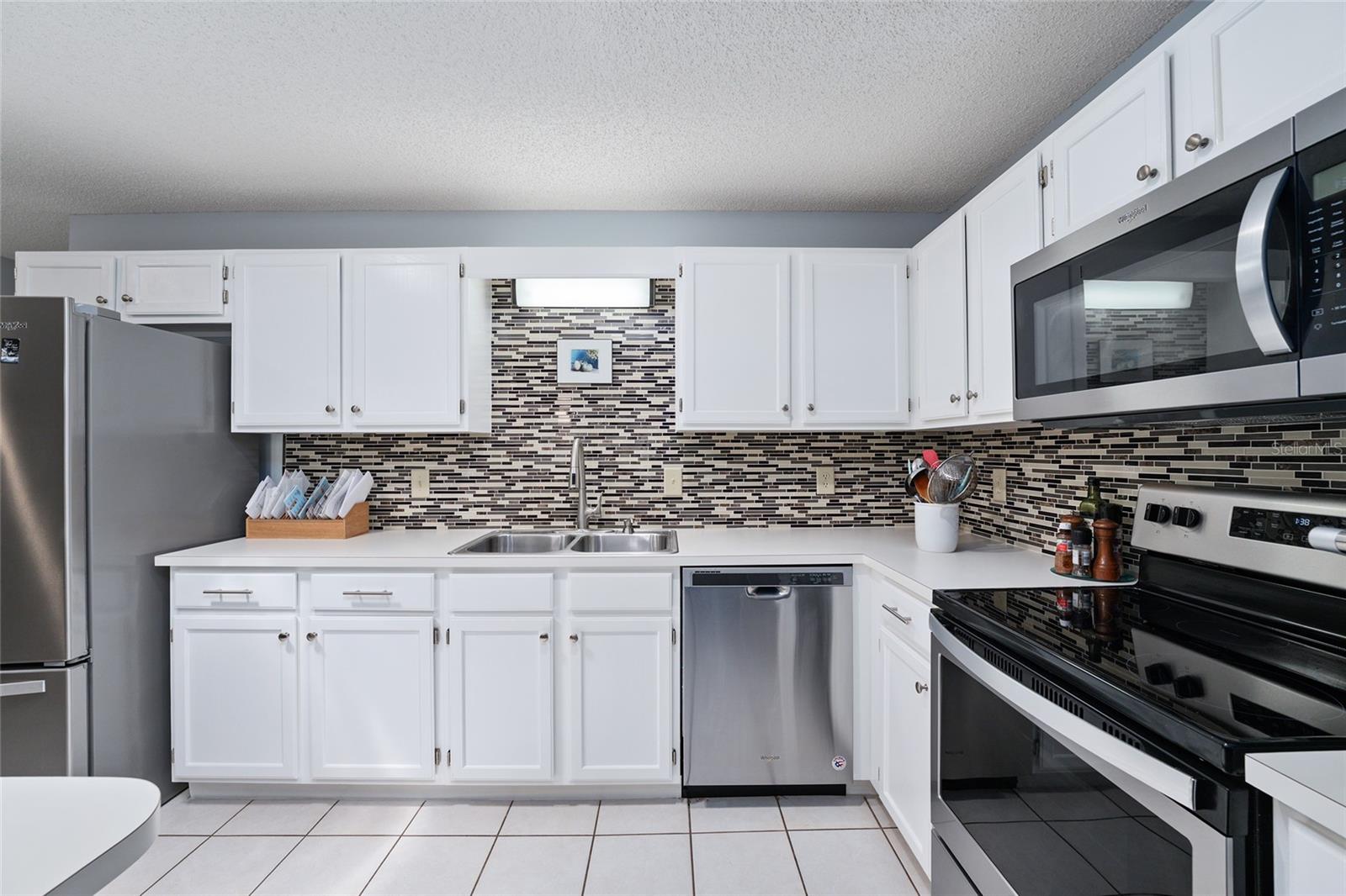 Kitchen - 9820 SW 89TH TER #E, OCALA