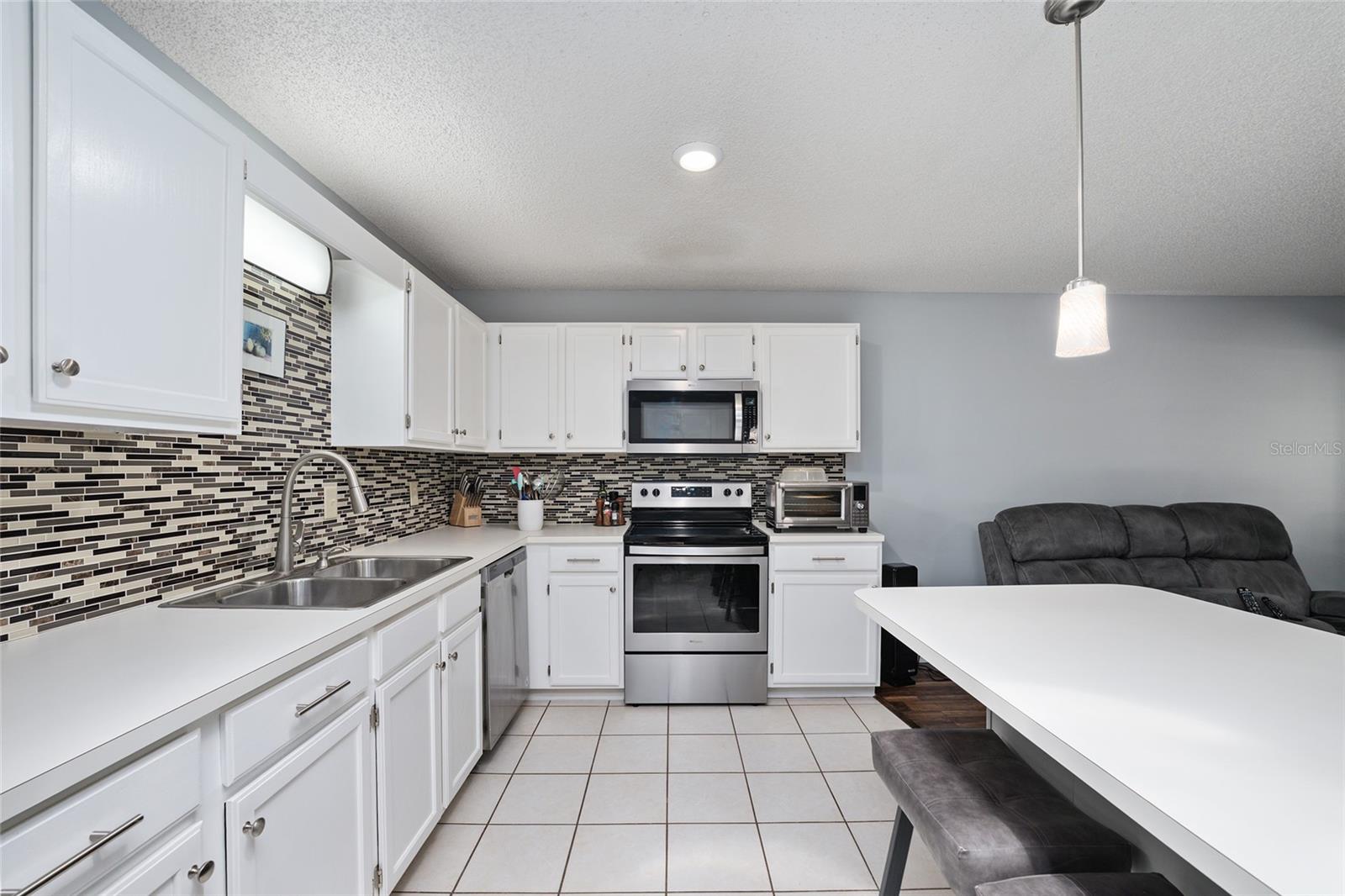 Kitchen - 9820 SW 89TH TER #E, OCALA