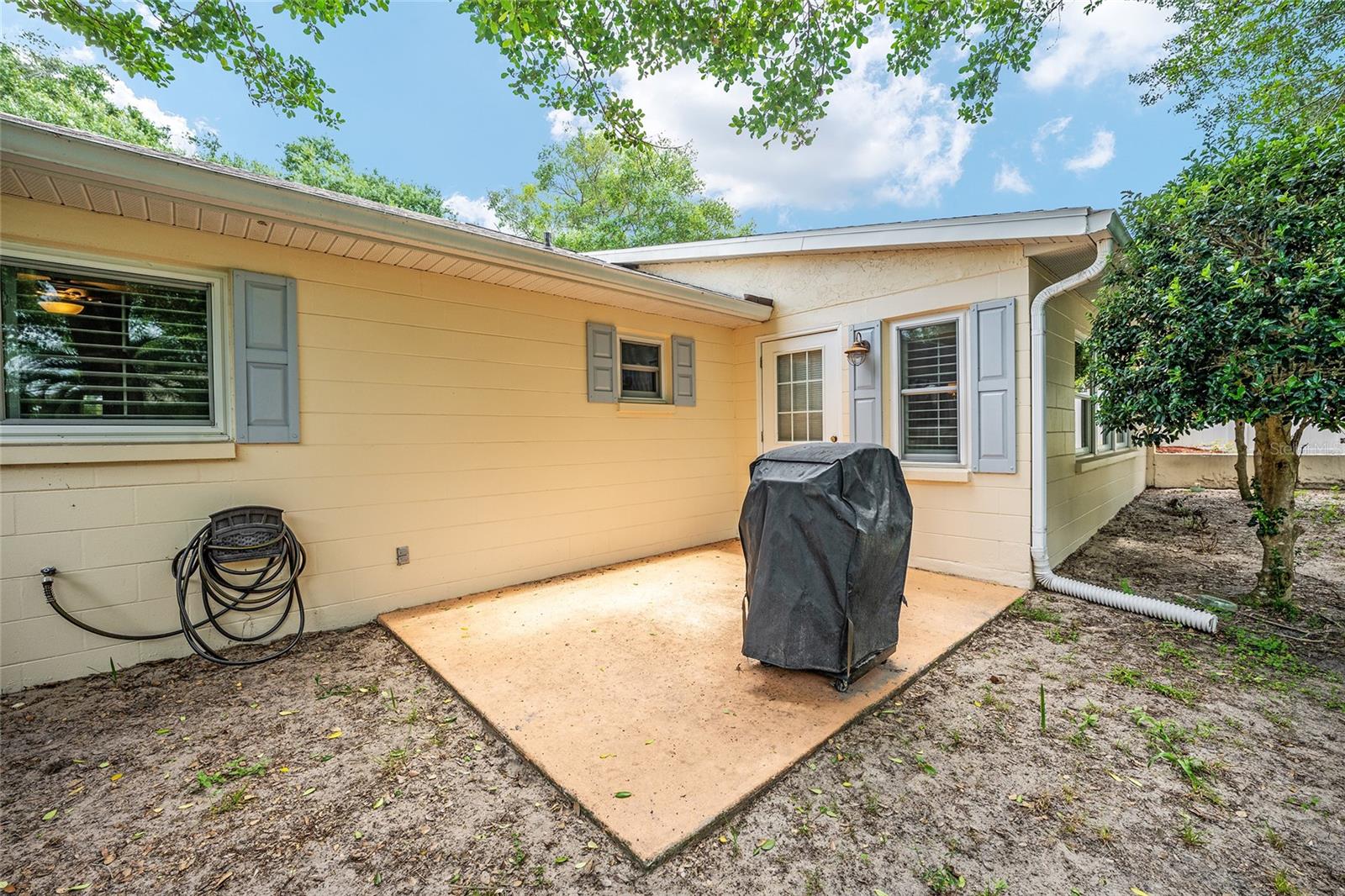 Back yard - 9820 SW 89TH TER #E, OCALA