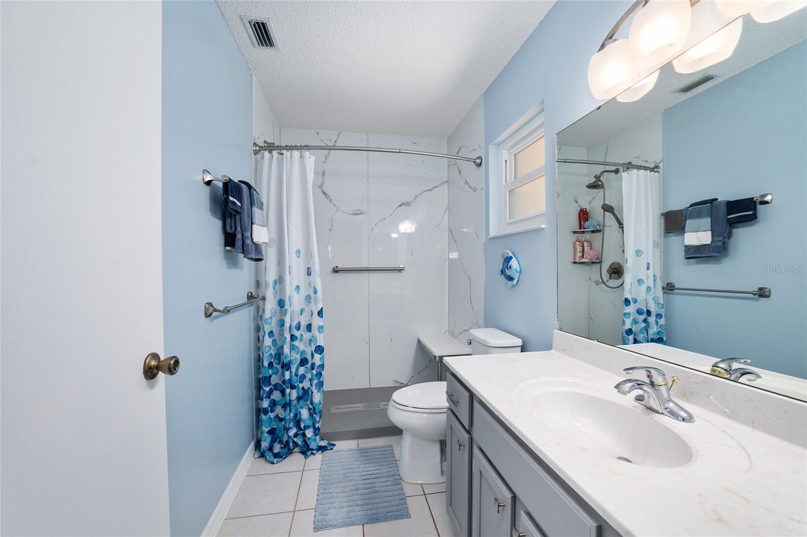 Master bathroom - 9820 SW 89TH TER #E, OCALA