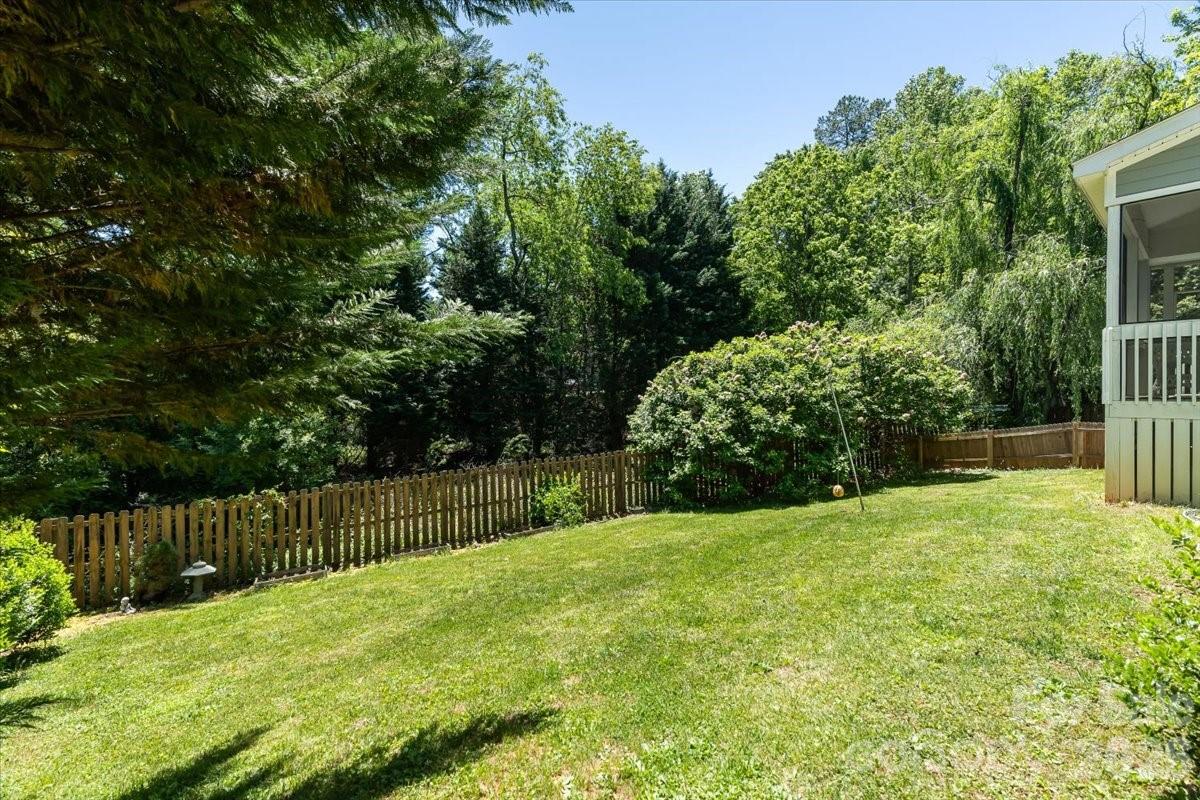 Single Family Residence at 126 Carolina Bluebird Loop, Arden, photo 35 of 41