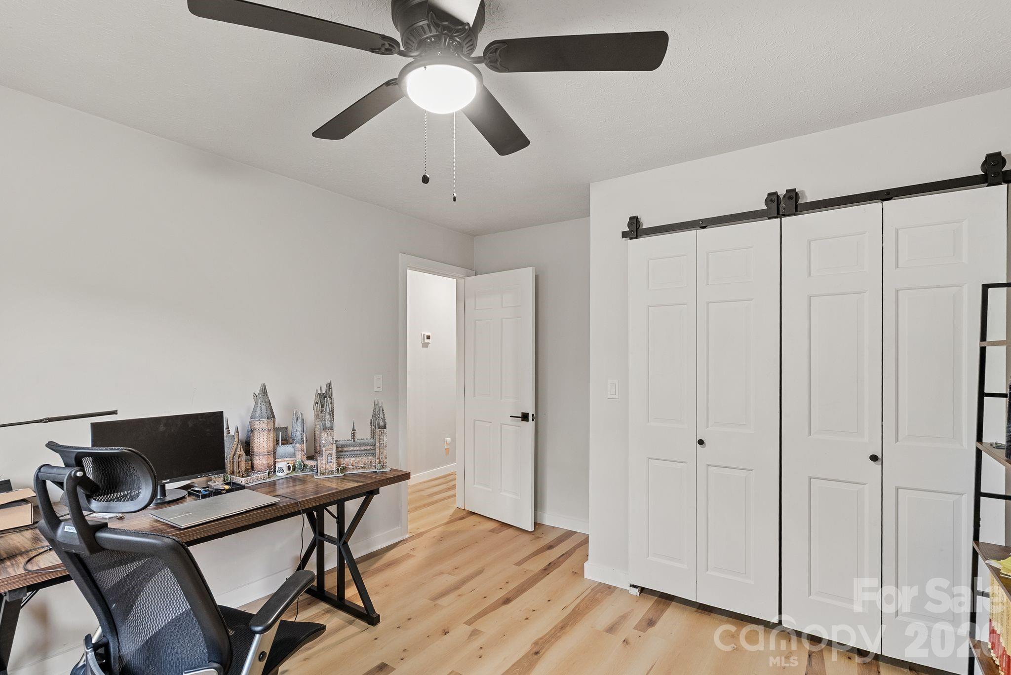 Always so much storage - everywhere! - 4 Beechwood Lakes Drive, Hendersonville