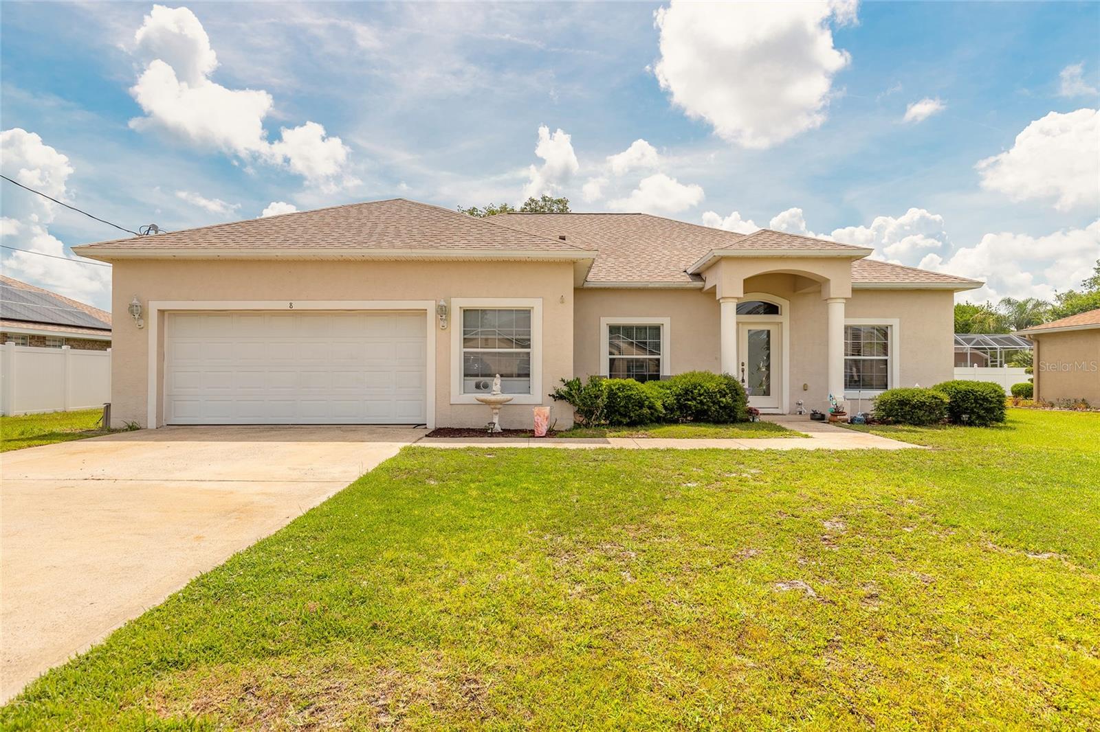 8 LAMOYNE LN