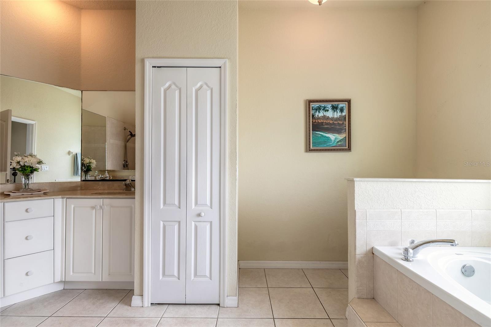 Single Family Residence at 8 LAMOYNE LN, PALM COAST, photo 8 of 48