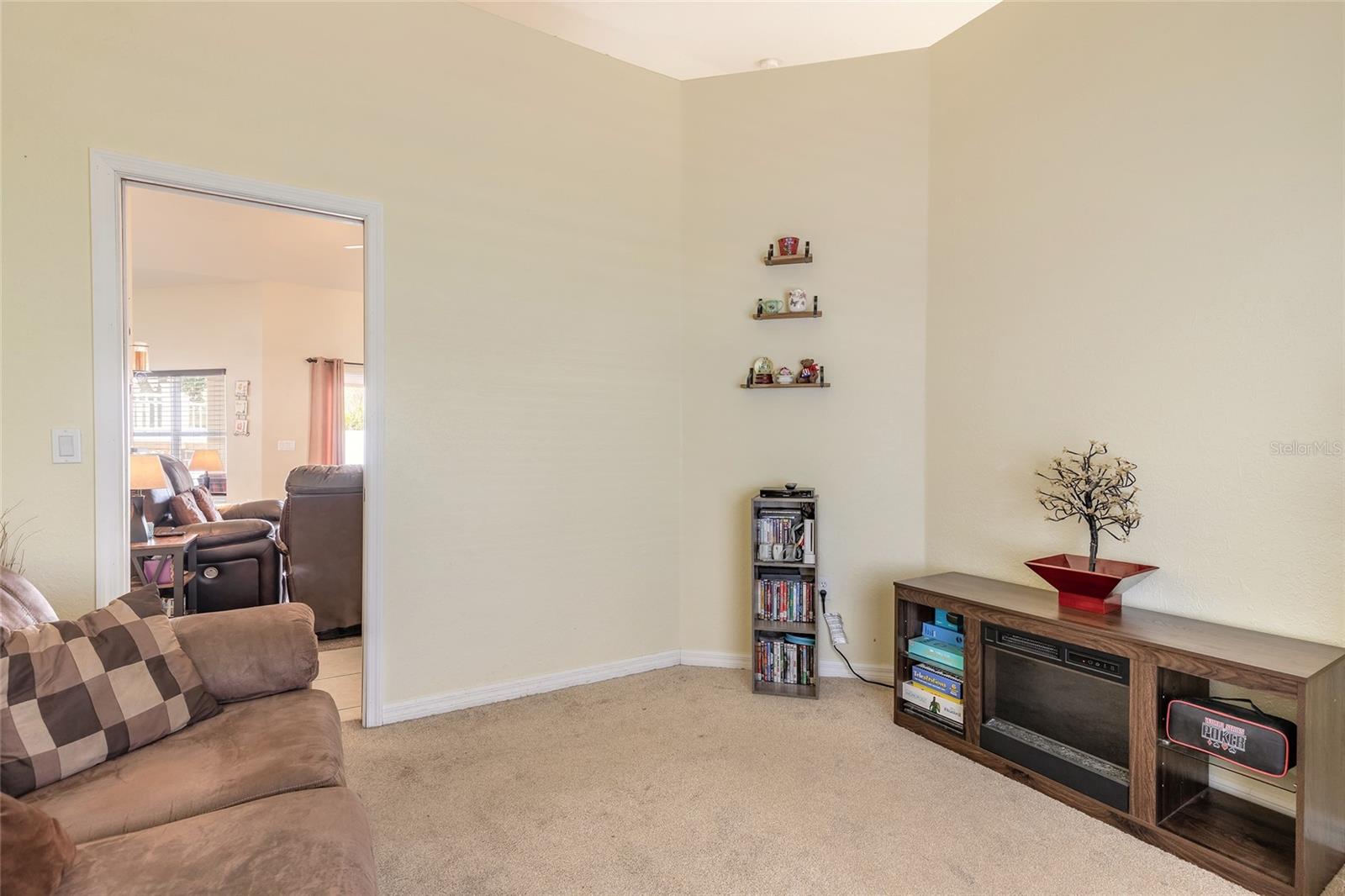Single Family Residence at 8 LAMOYNE LN, PALM COAST, photo 21 of 48