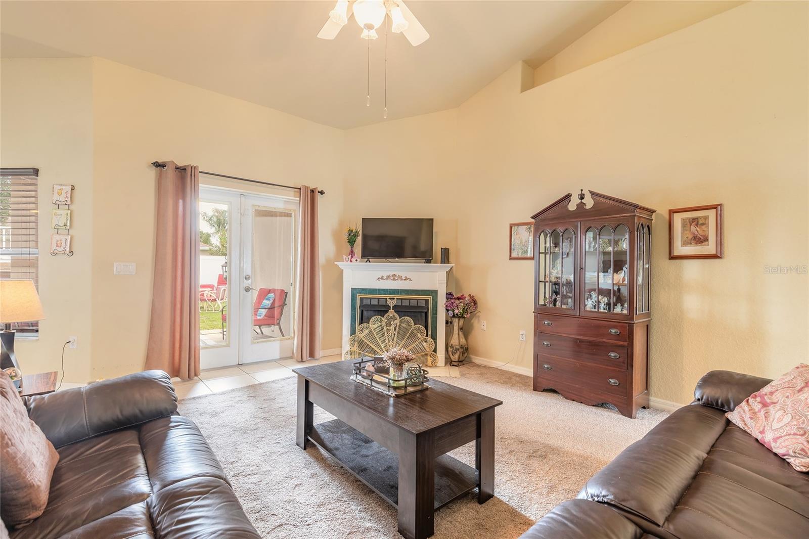Single Family Residence at 8 LAMOYNE LN, PALM COAST, photo 23 of 48