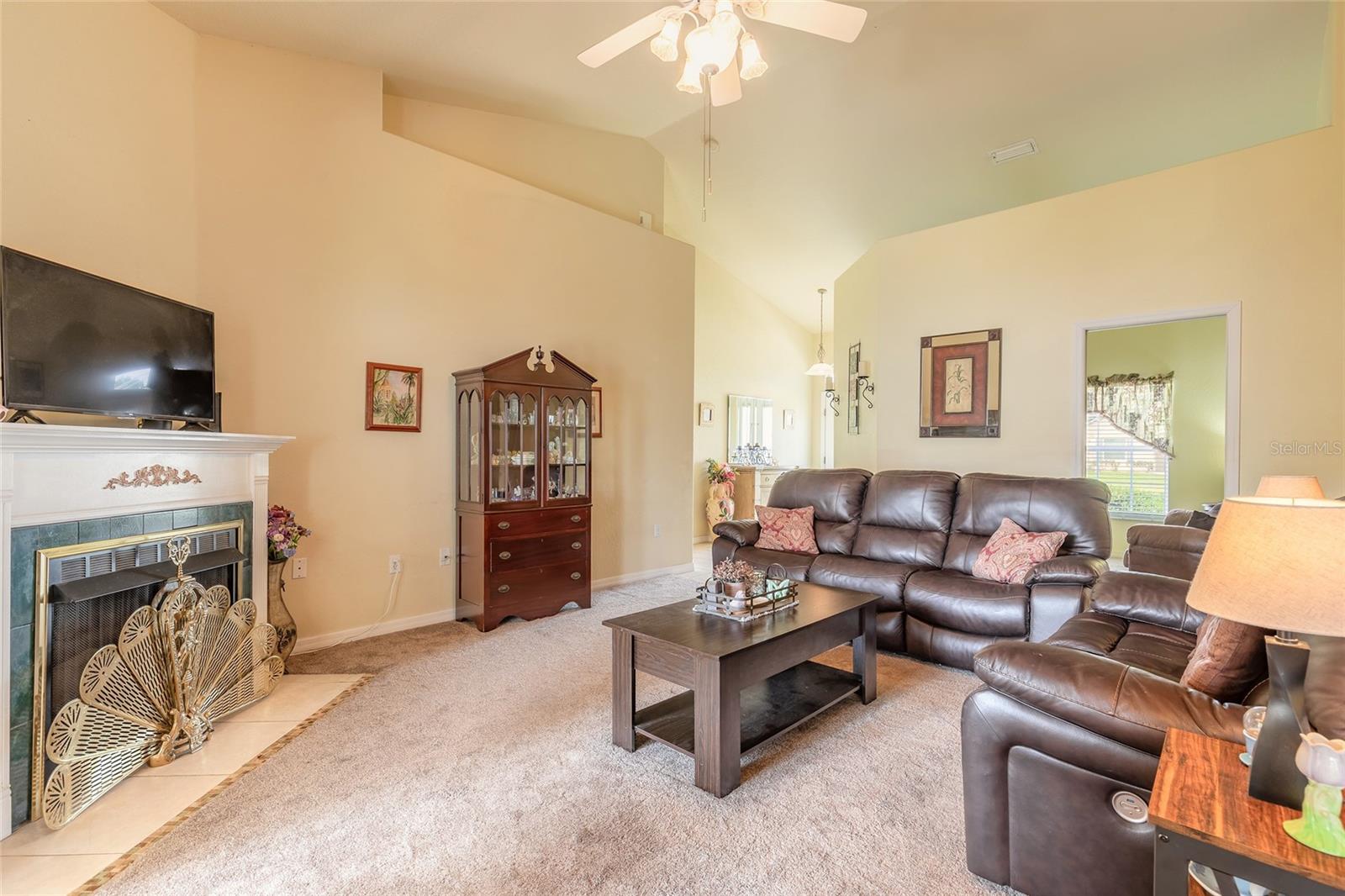 Single Family Residence at 8 LAMOYNE LN, PALM COAST, photo 25 of 48