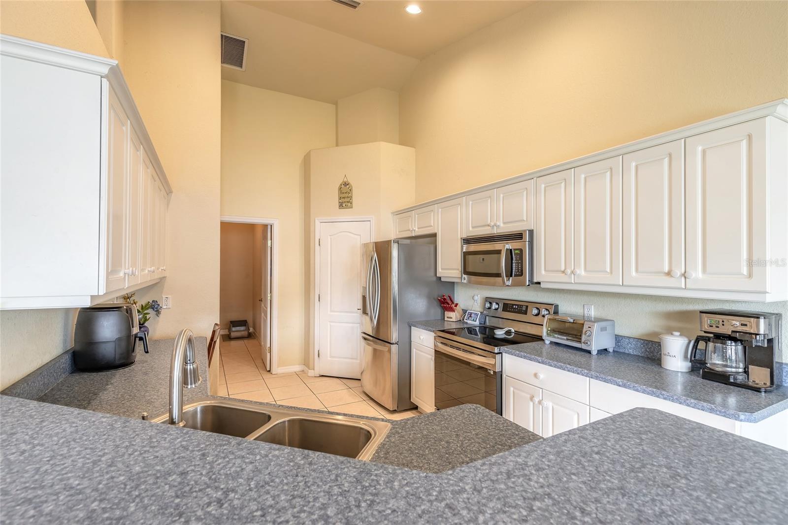 Single Family Residence at 8 LAMOYNE LN, PALM COAST, photo 29 of 48