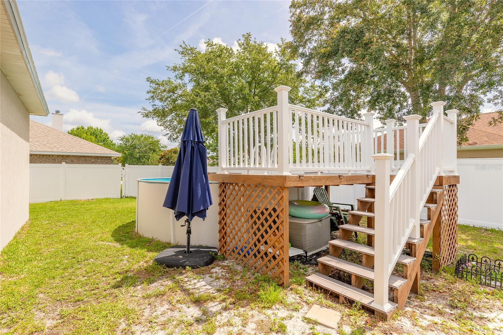 Single Family Residence at 8 LAMOYNE LN, PALM COAST, photo 36 of 48