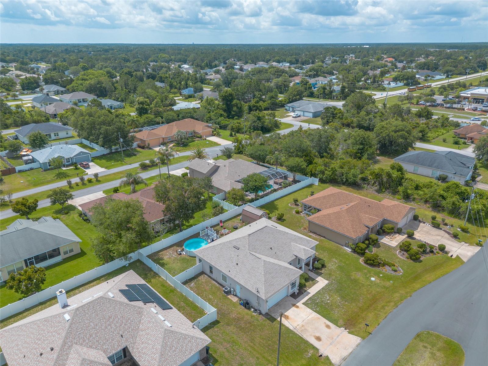 Single Family Residence at 8 LAMOYNE LN, PALM COAST, photo 41 of 48