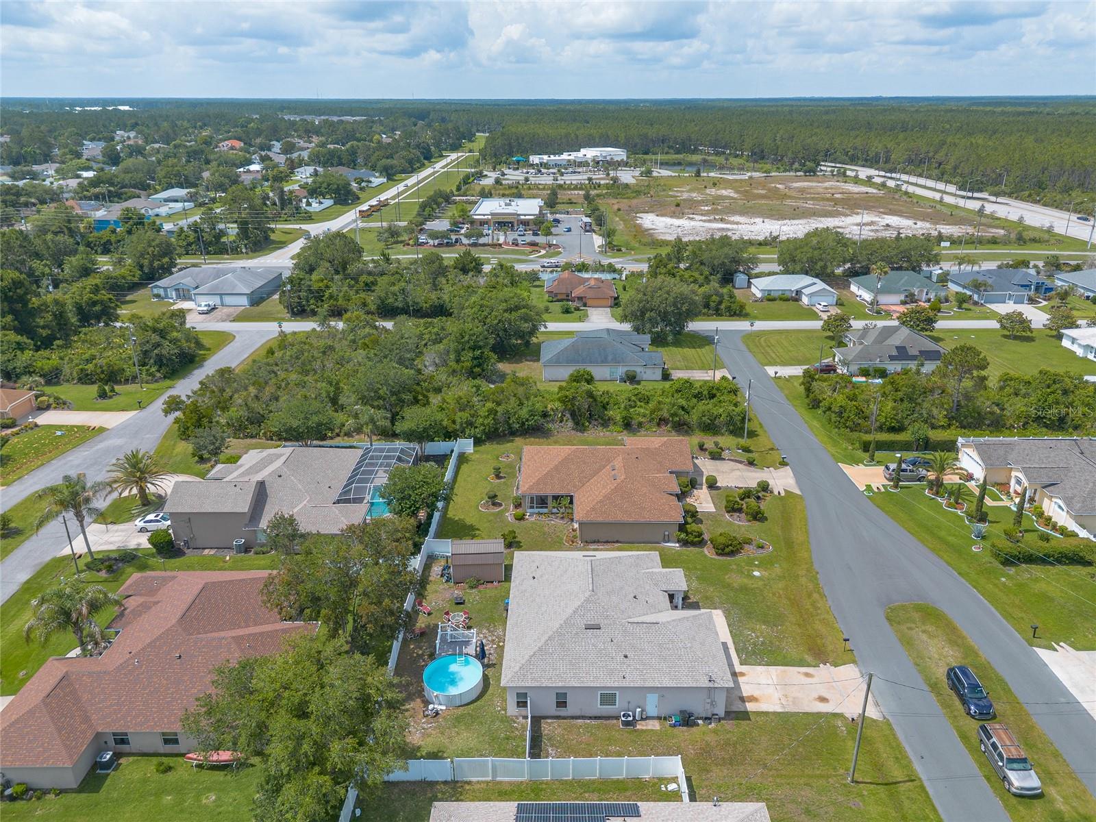 Single Family Residence at 8 LAMOYNE LN, PALM COAST, photo 42 of 48