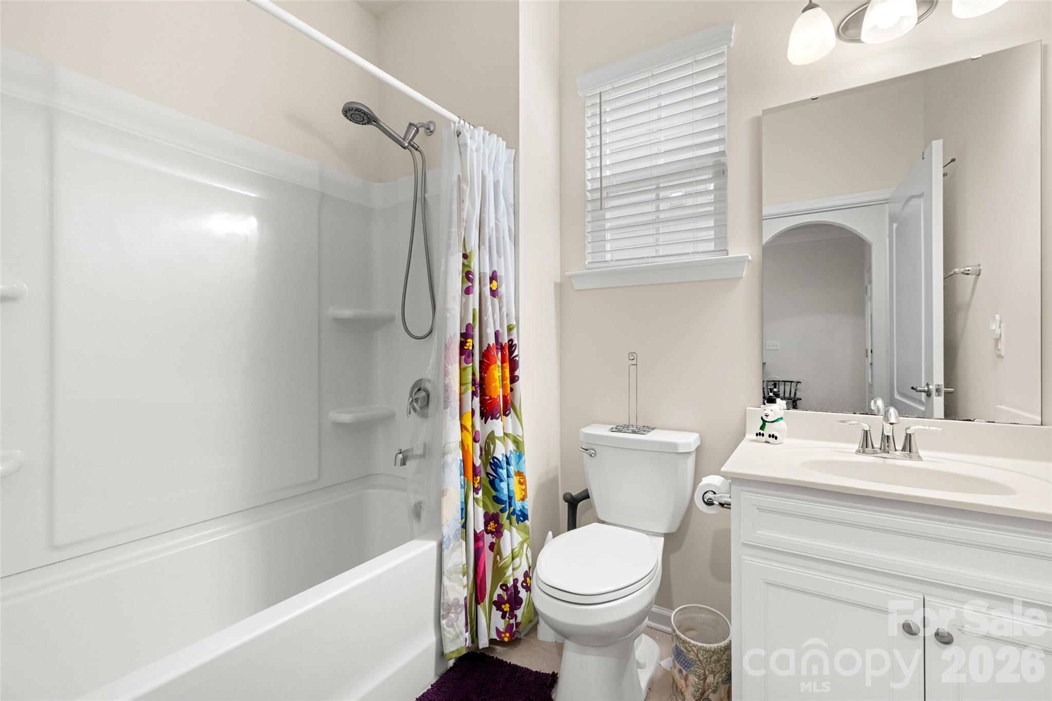 Single Family Residence at 9053 Blue Dasher Drive, Clover, photo 17 of 28